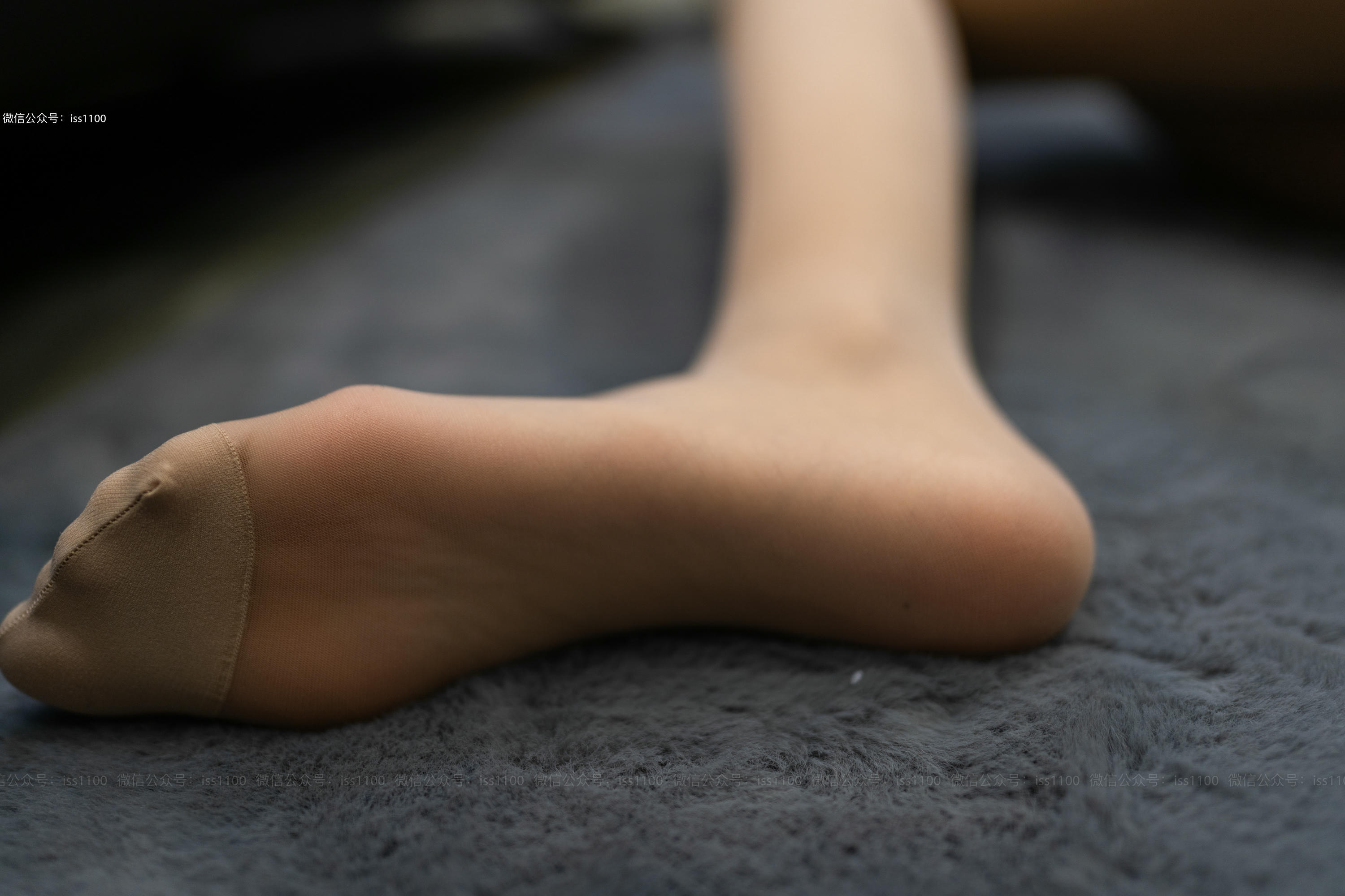 ISS系列 NO.033 诗薇 蓝色吊带 [101P+1V1.26G]_第2集