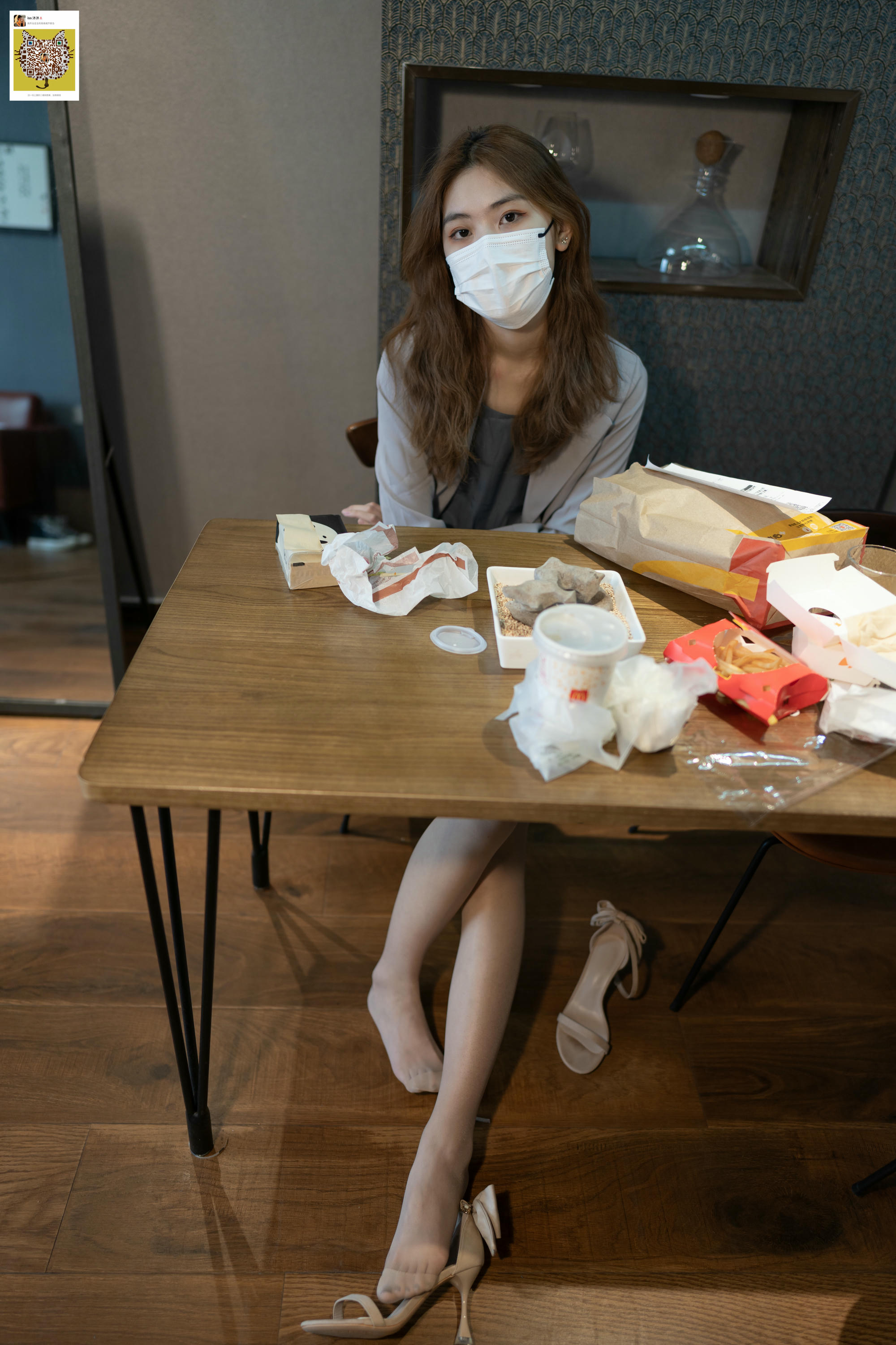 ISS系列 NO.035 诗薇 真空西装 [95P+1V0.965G]_第2集