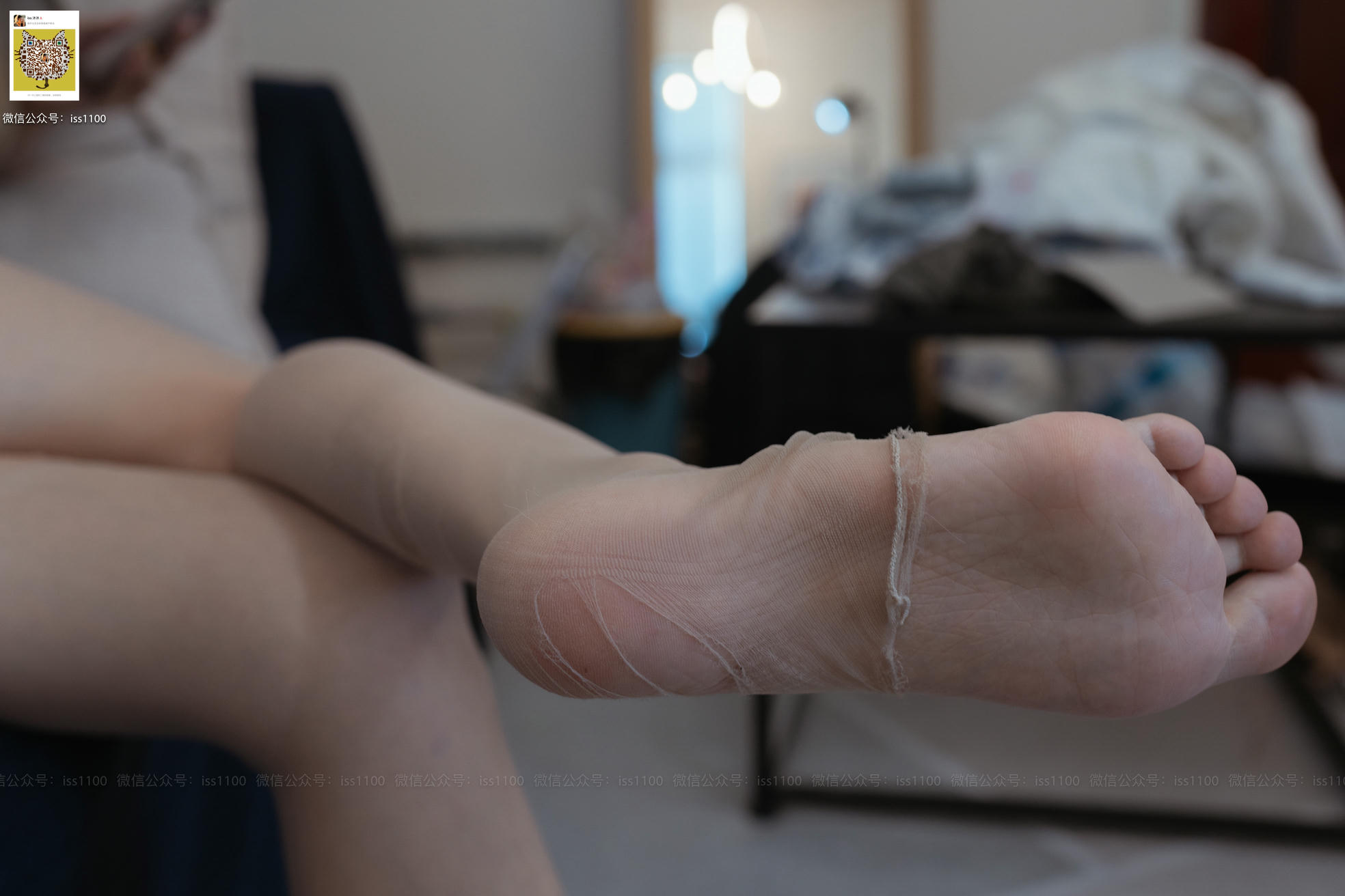 ISS系列 NO.036 酥酥 吊带撕袜 [84P+1V1.575G]_第4集