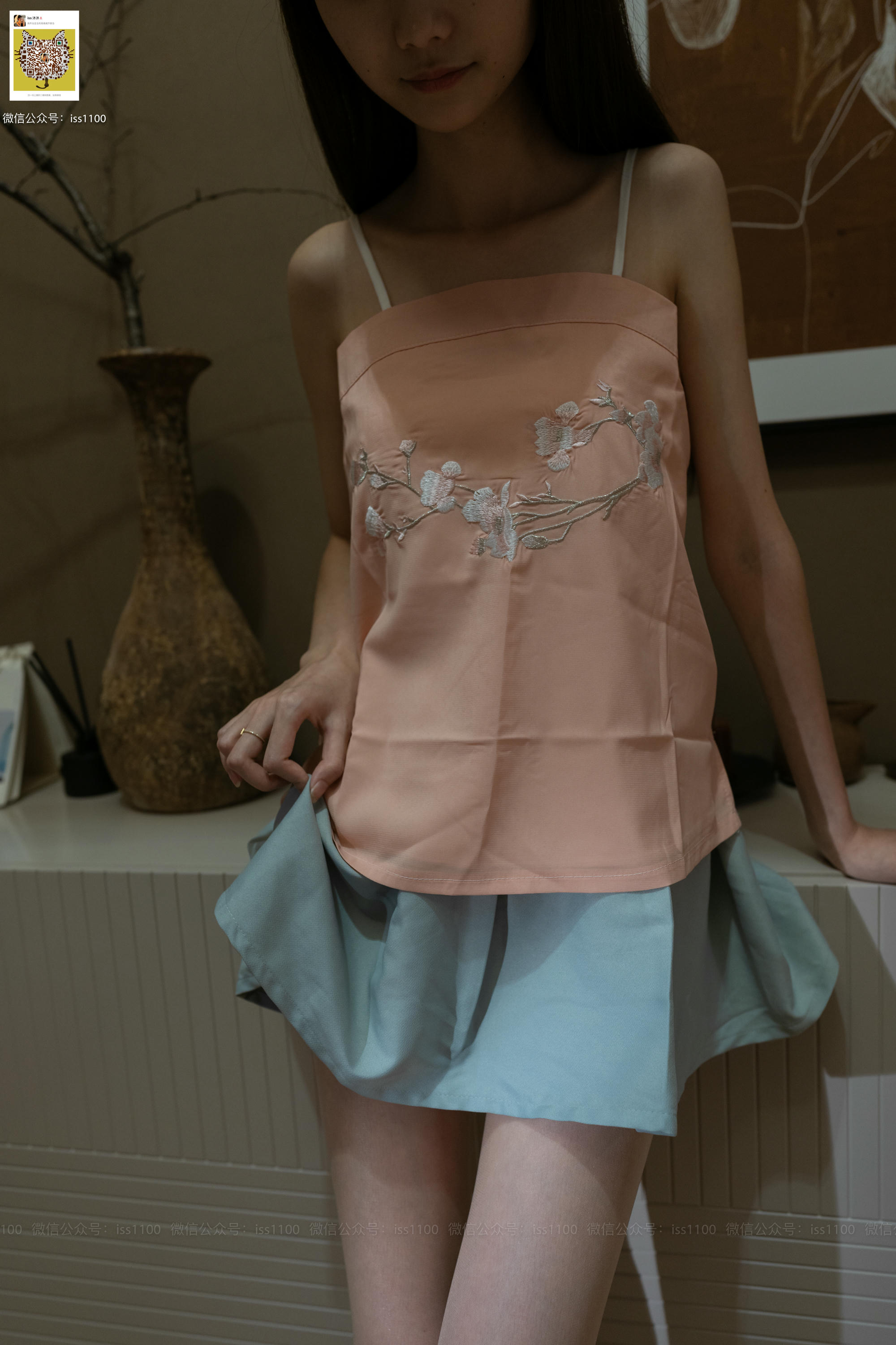 ISS系列 NO.040 酸酸 汉服 [111P+1V1.32G]_第1集