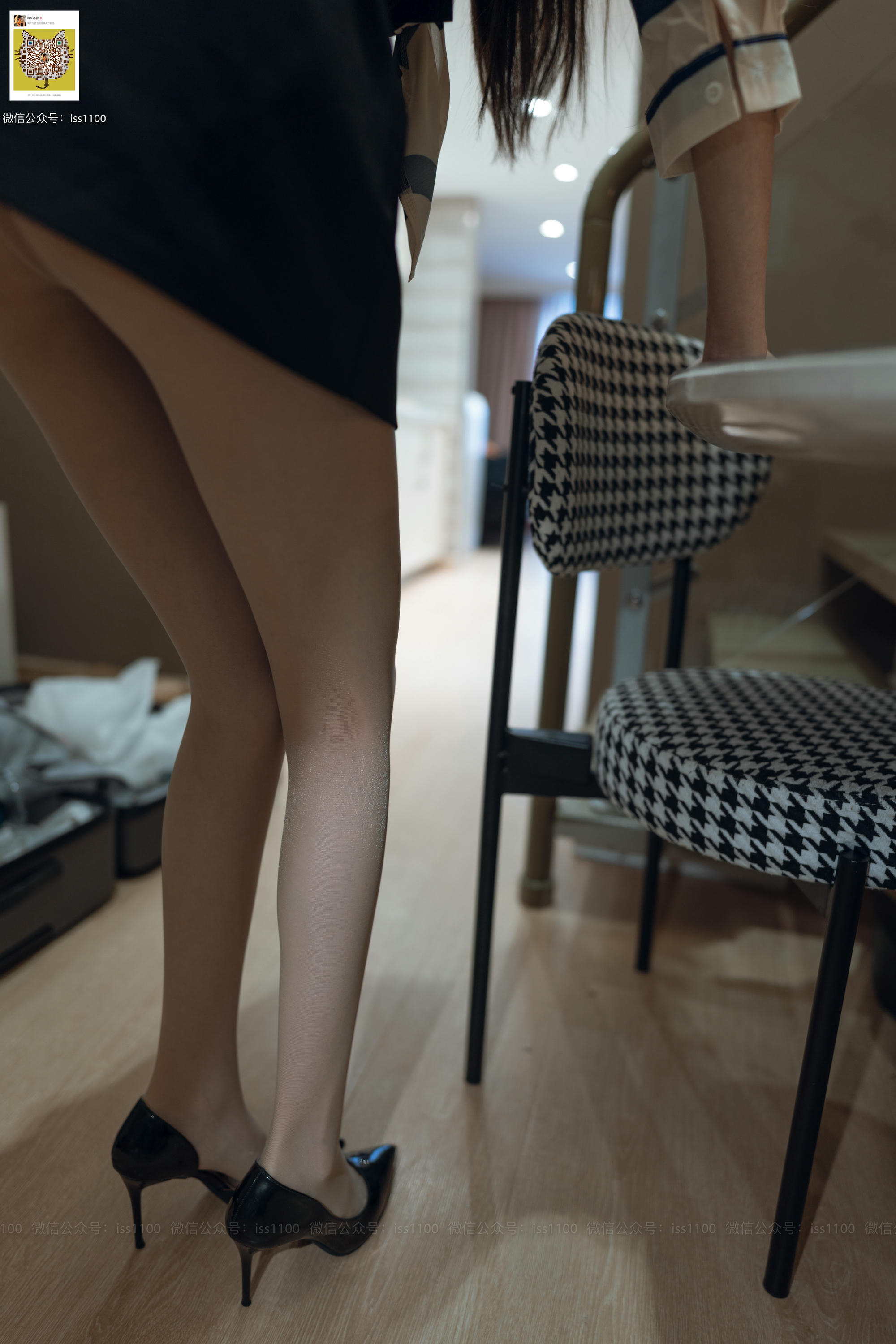 ISS系列 NO.043 酸酸 职业装 [97P+1V0.943G]_第1集