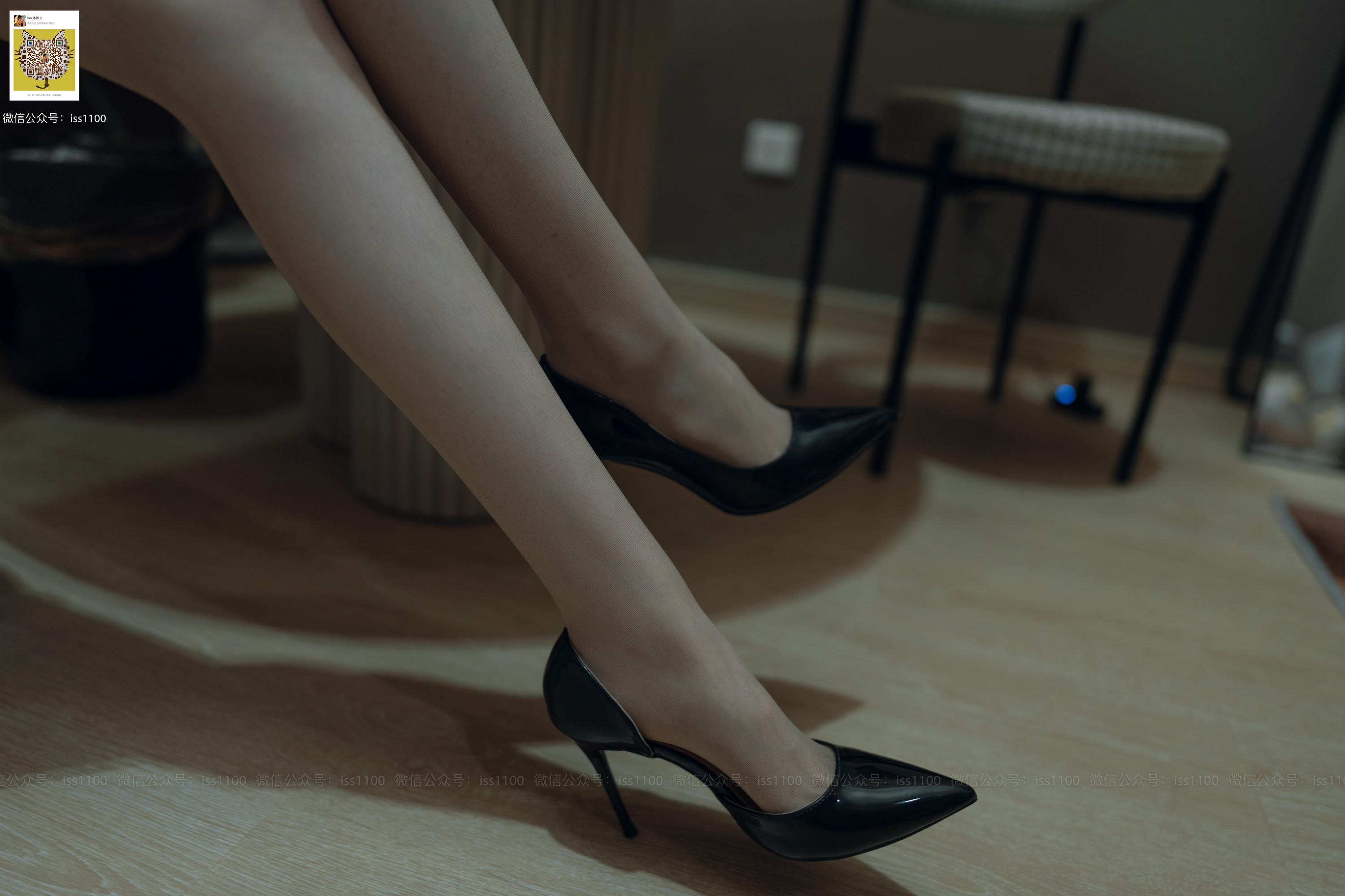 ISS系列 NO.043 酸酸 职业装 [97P+1V0.943G]_第2集