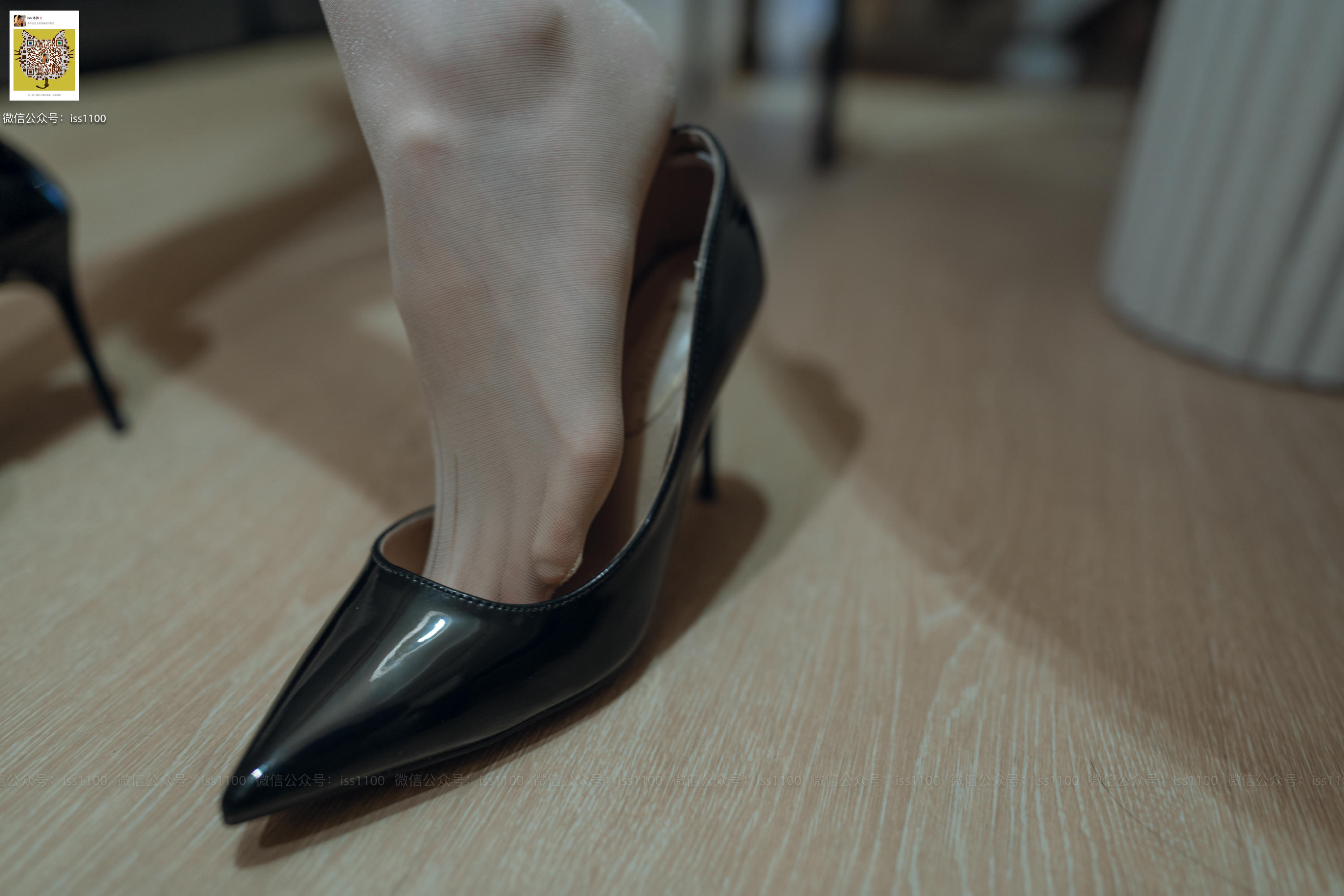 ISS系列 NO.043 酸酸 职业装 [97P+1V0.943G]_第3集