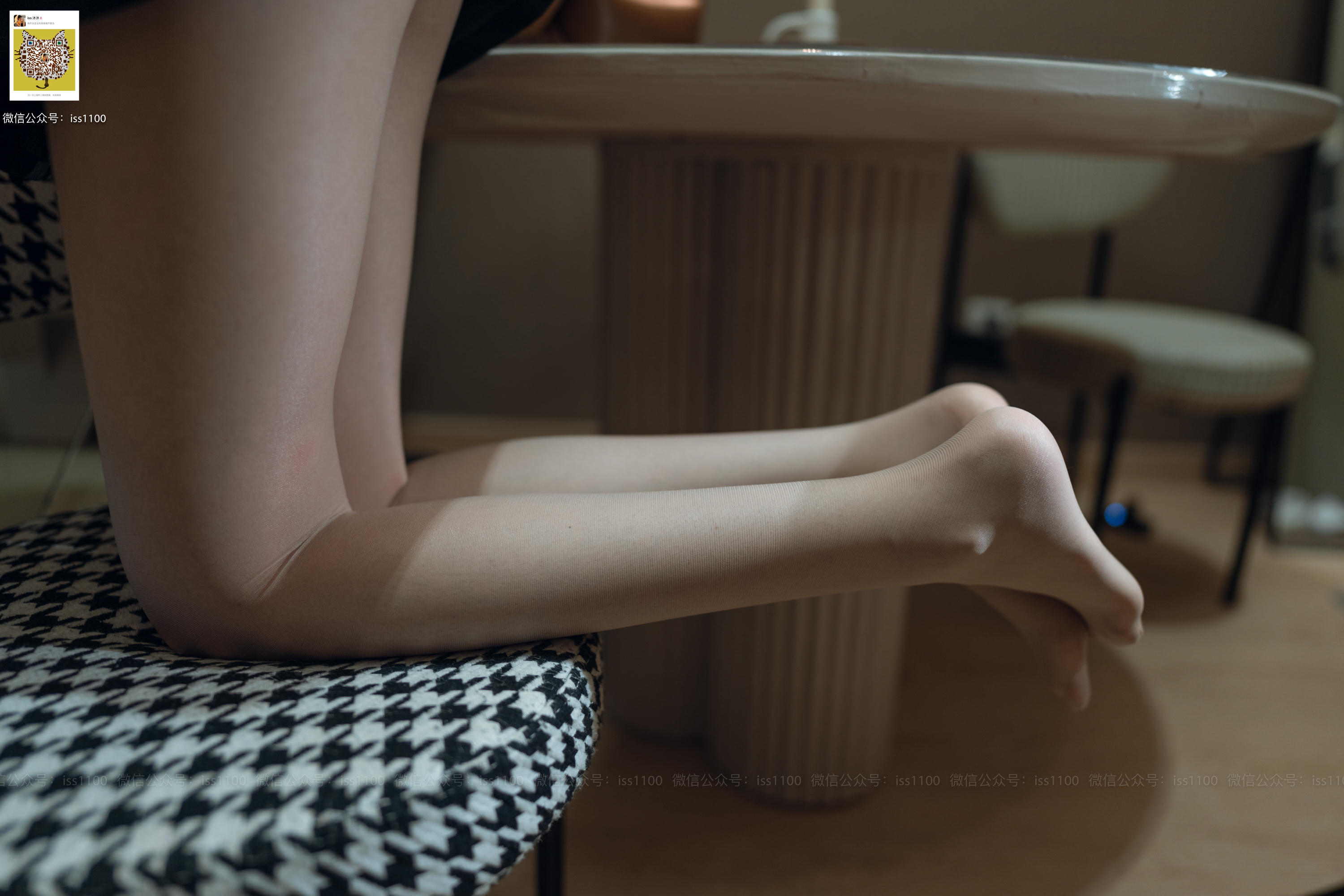 ISS系列 NO.043 酸酸 职业装 [97P+1V0.943G]_第4集