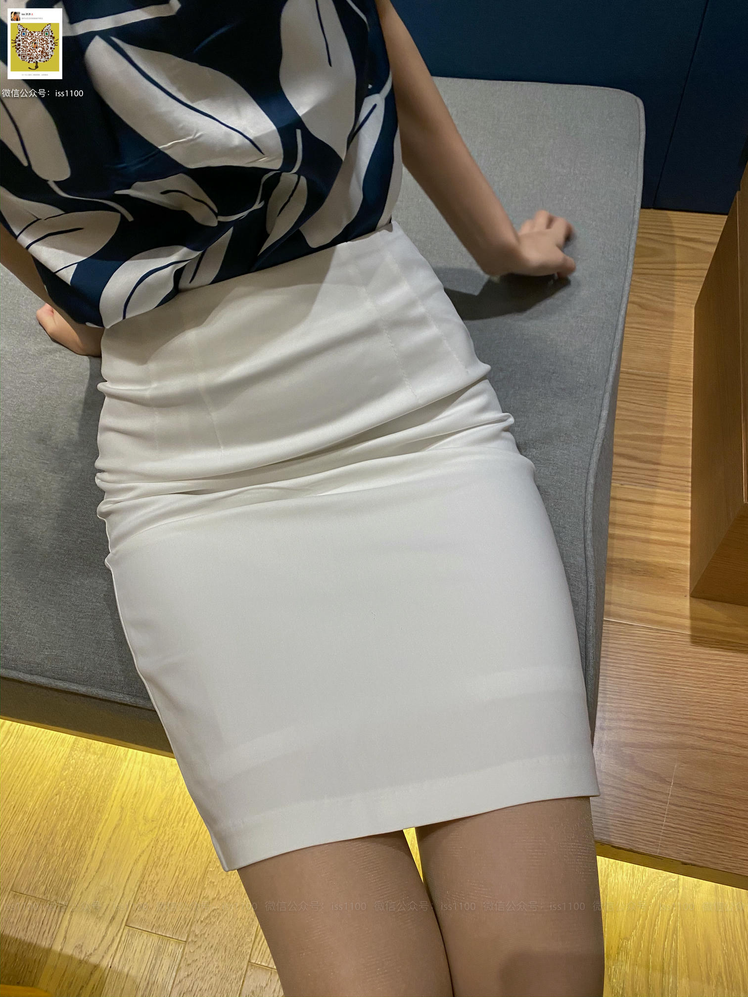 ISS系列 NO.049 文婷 职业装 [126P+1V1.07G]_第1集