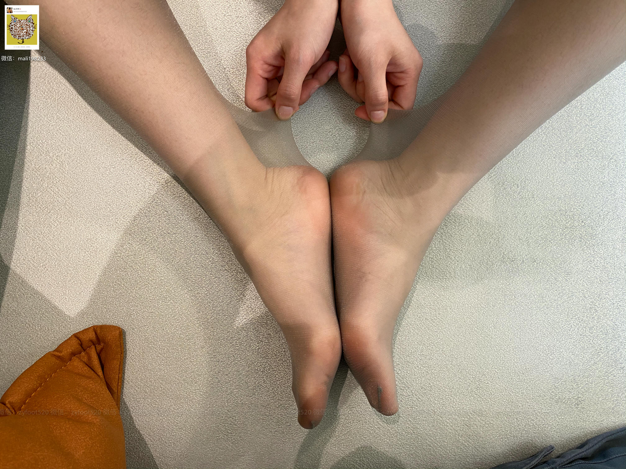 ISS系列 NO.050 小婷 [127P+1V0.998G]_第2集