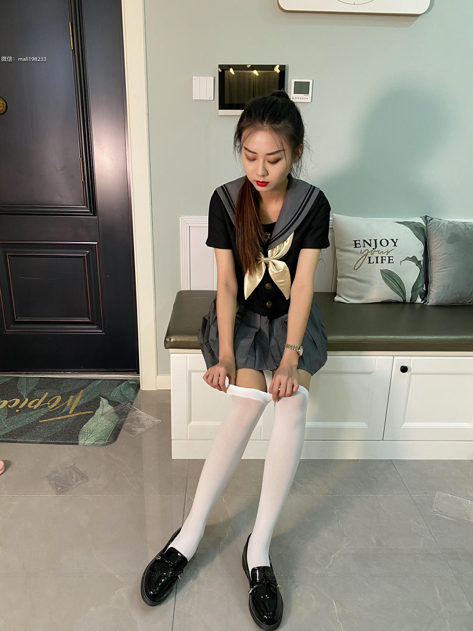 ISS系列 NO.057 洋洋 JK白 [316P+1V0.333G]_第1集