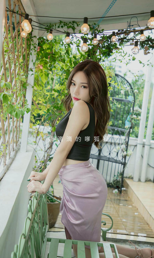 Ugirls尤果网 爱尤物专辑 VOL.2249 微胖的小狐狸 萌狐出没[35P／36.2MB]_第1集