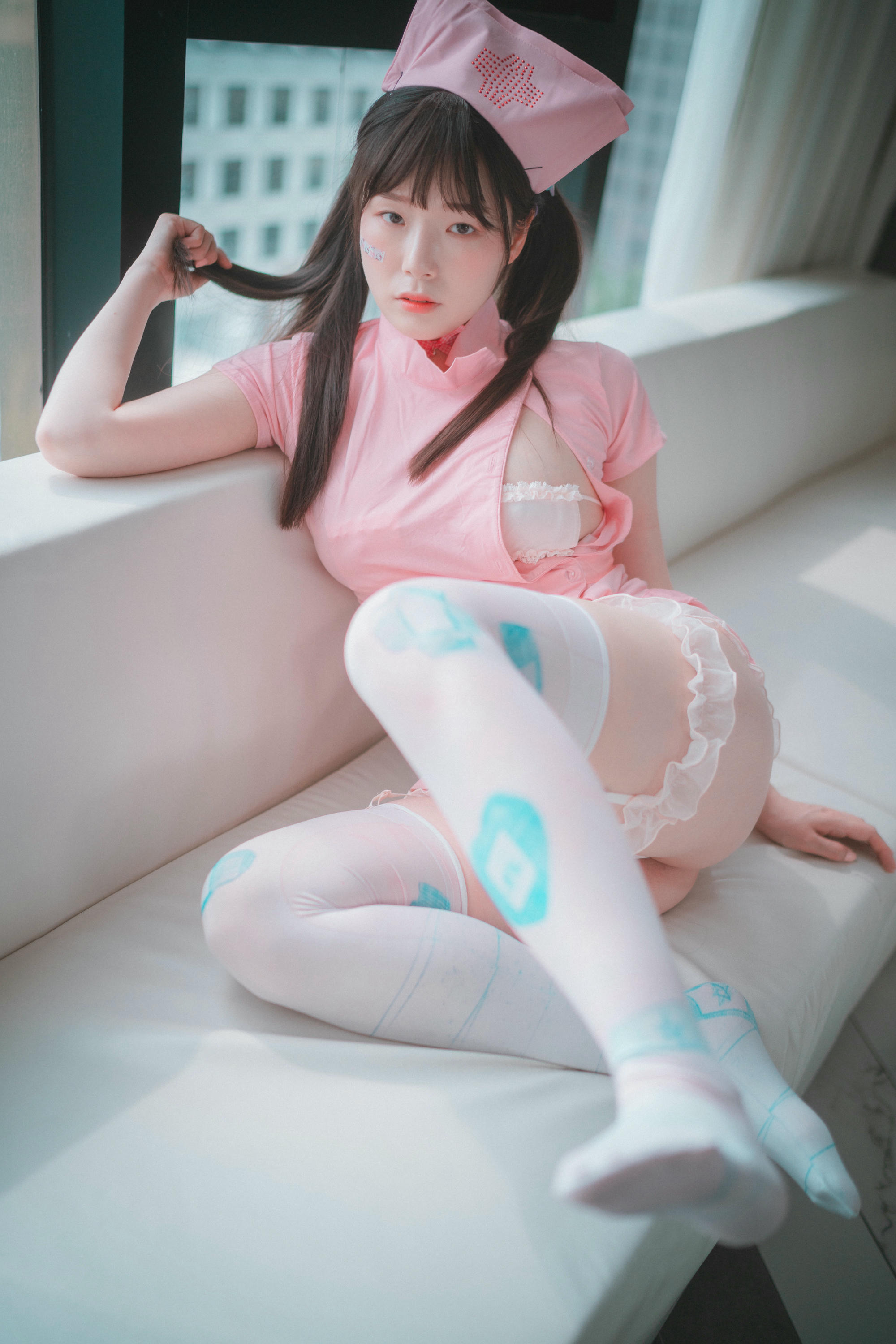 韩国美女-DJAWA Photo Vol.0218 - Nursing Overtime [65P 634MB]_第2集