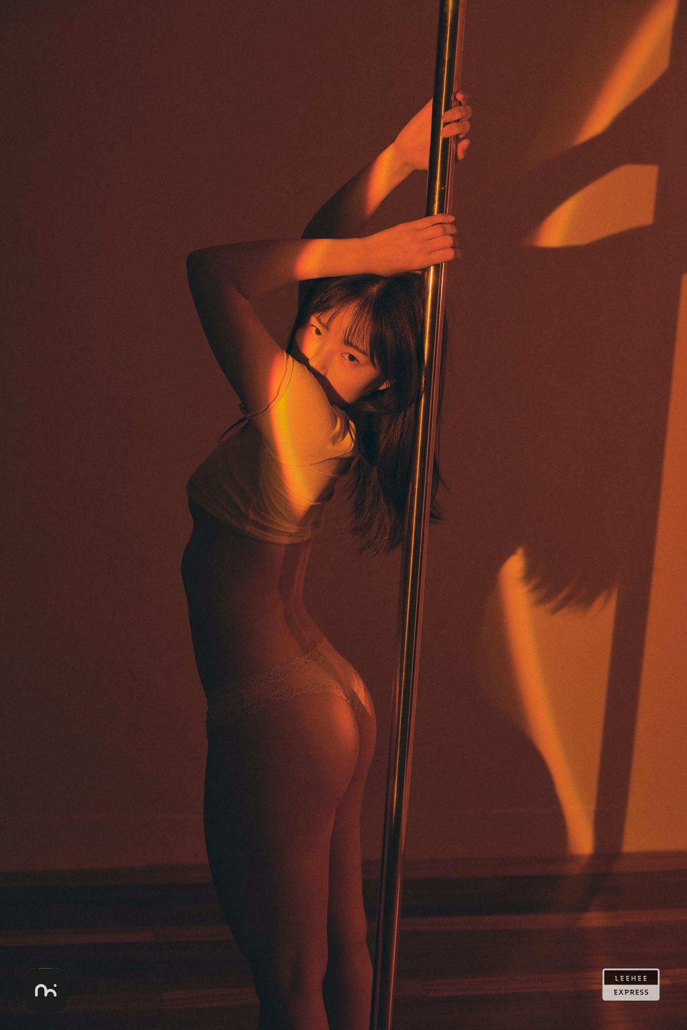 韩国美女-Pia (피아) NO.079 LEEHEE EXPRESS LEHF 252 Sir.Bean (피아) [70P 281MB]_第3集