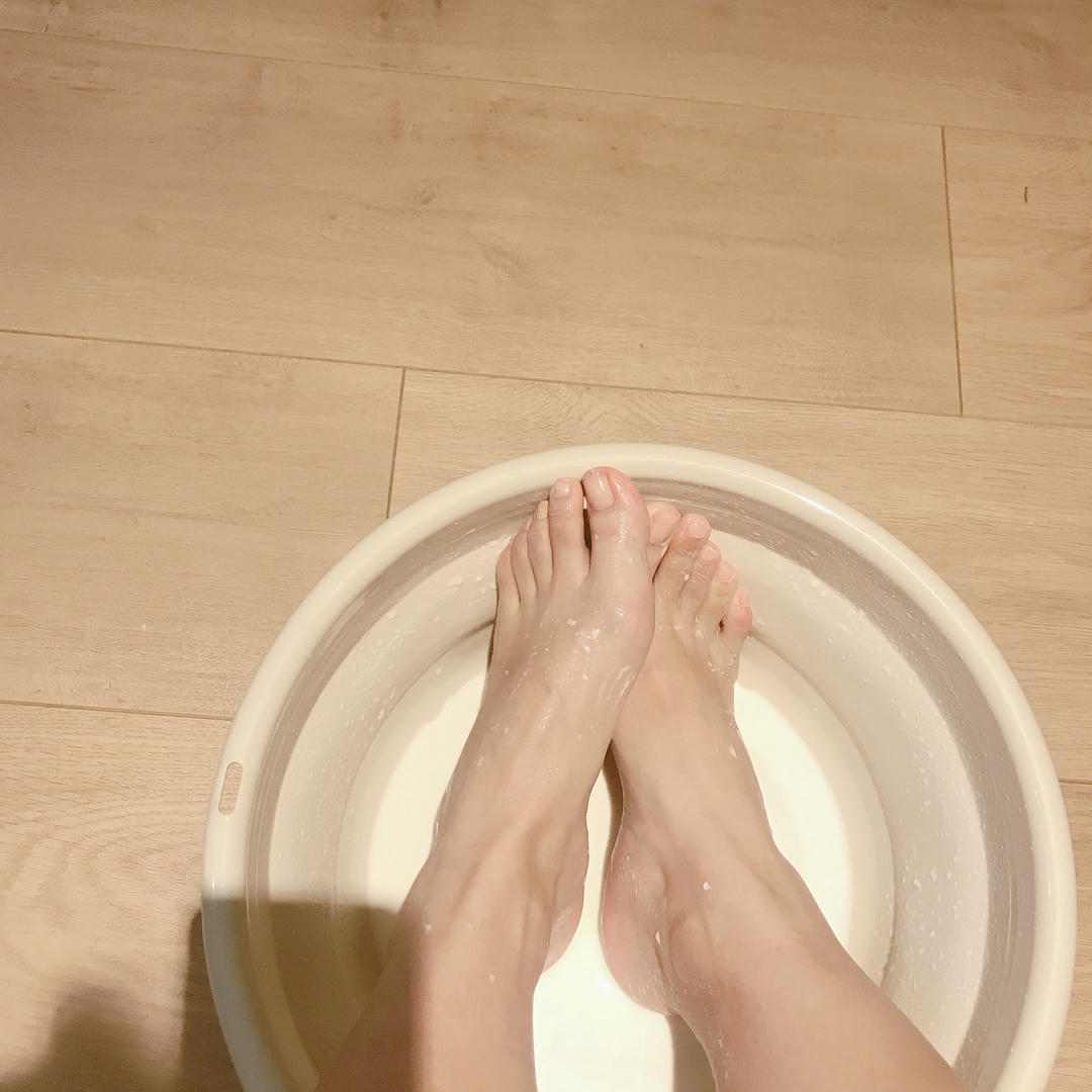 安乔乔 NO.001 牛奶洗脚 [102P+144M]_第2集