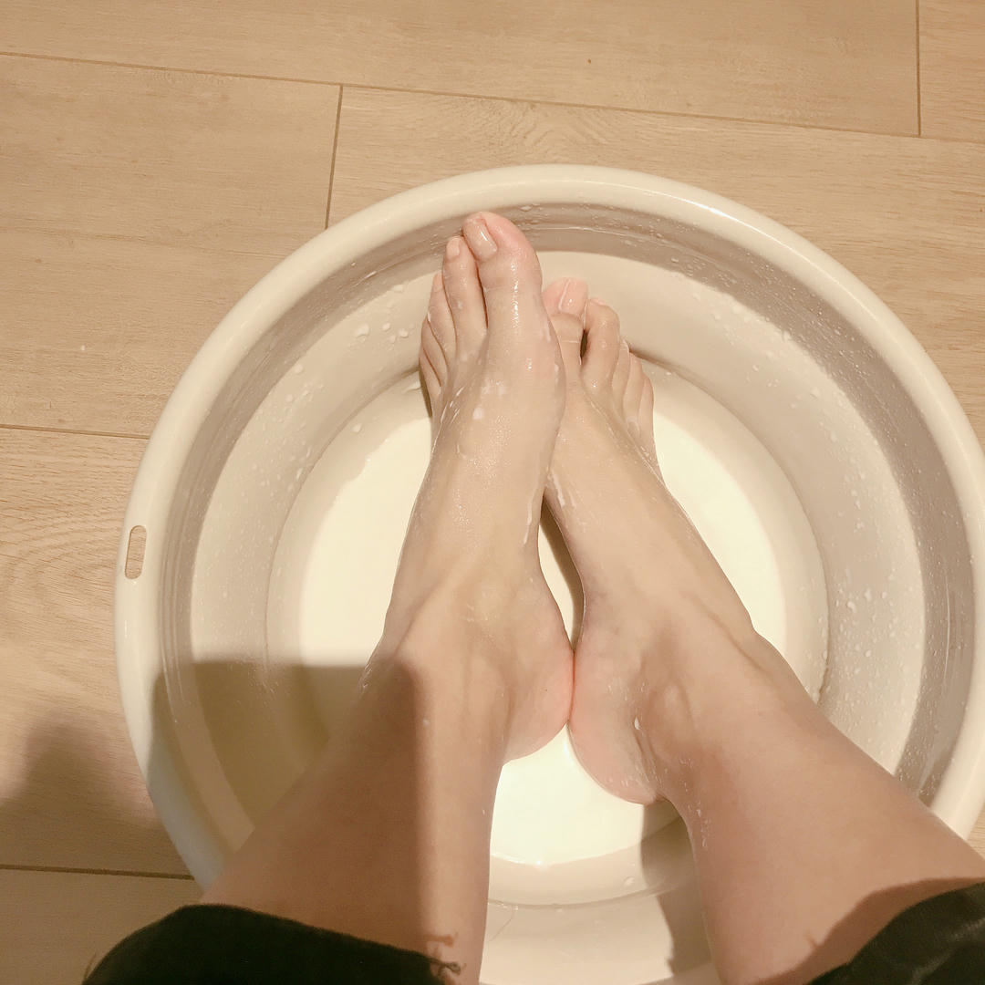 安乔乔 NO.001 牛奶洗脚 [102P+144M]_第2集