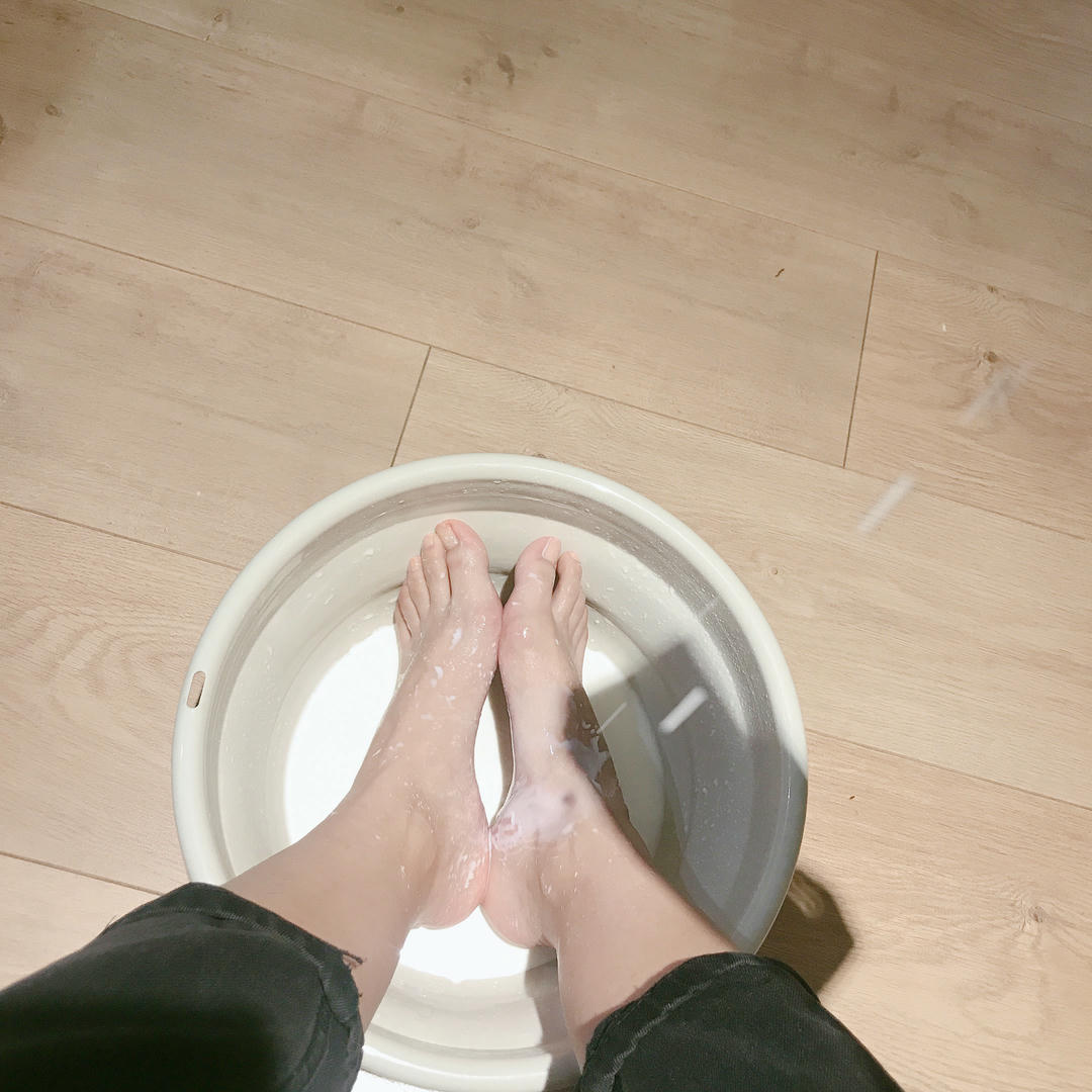 安乔乔 NO.001 牛奶洗脚 [102P+144M]_第2集