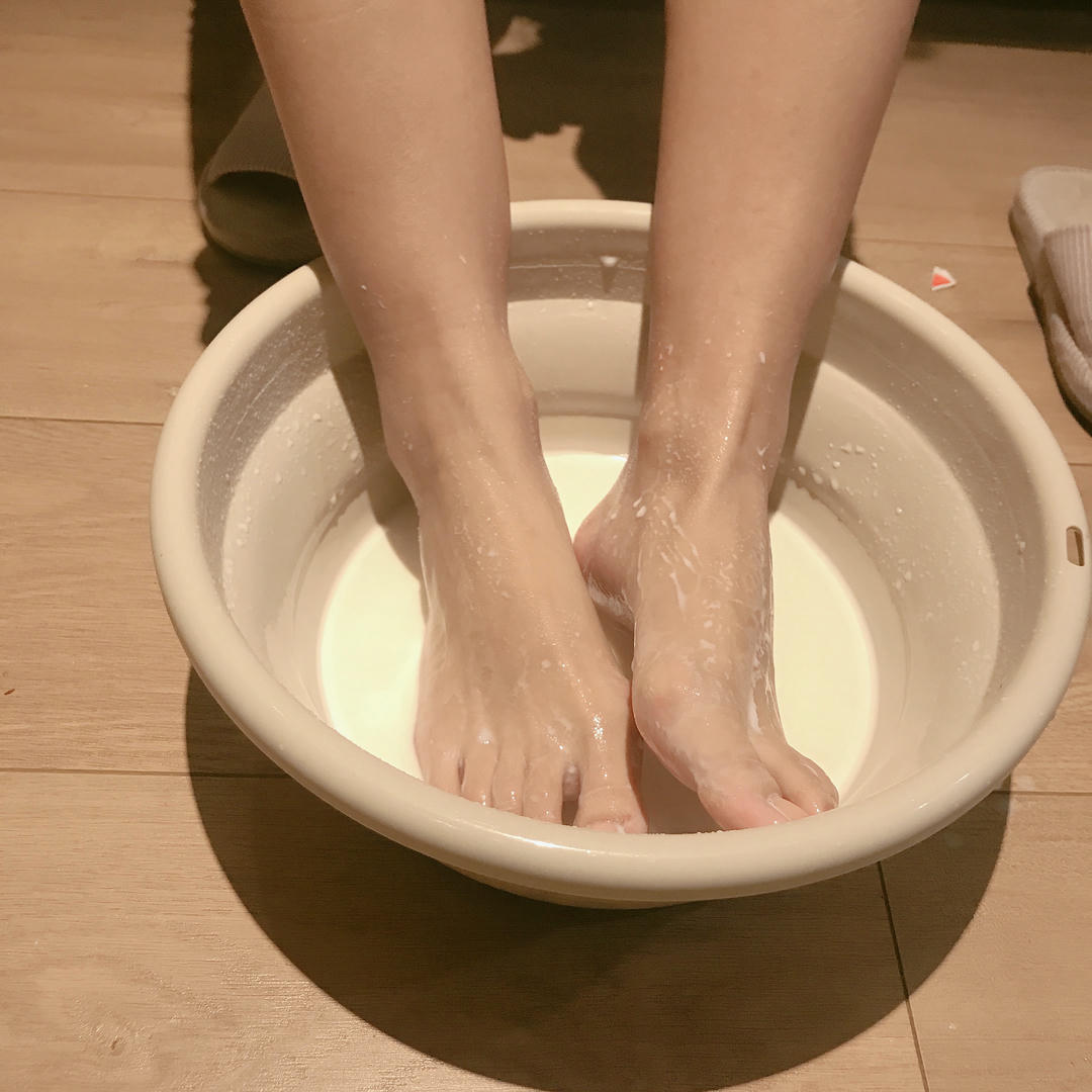 安乔乔 NO.001 牛奶洗脚 [102P+144M]_第2集