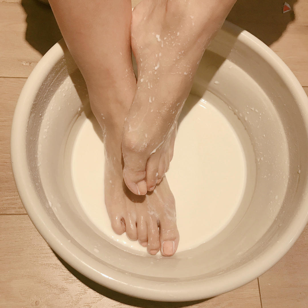 安乔乔 NO.001 牛奶洗脚 [102P+144M]_第3集