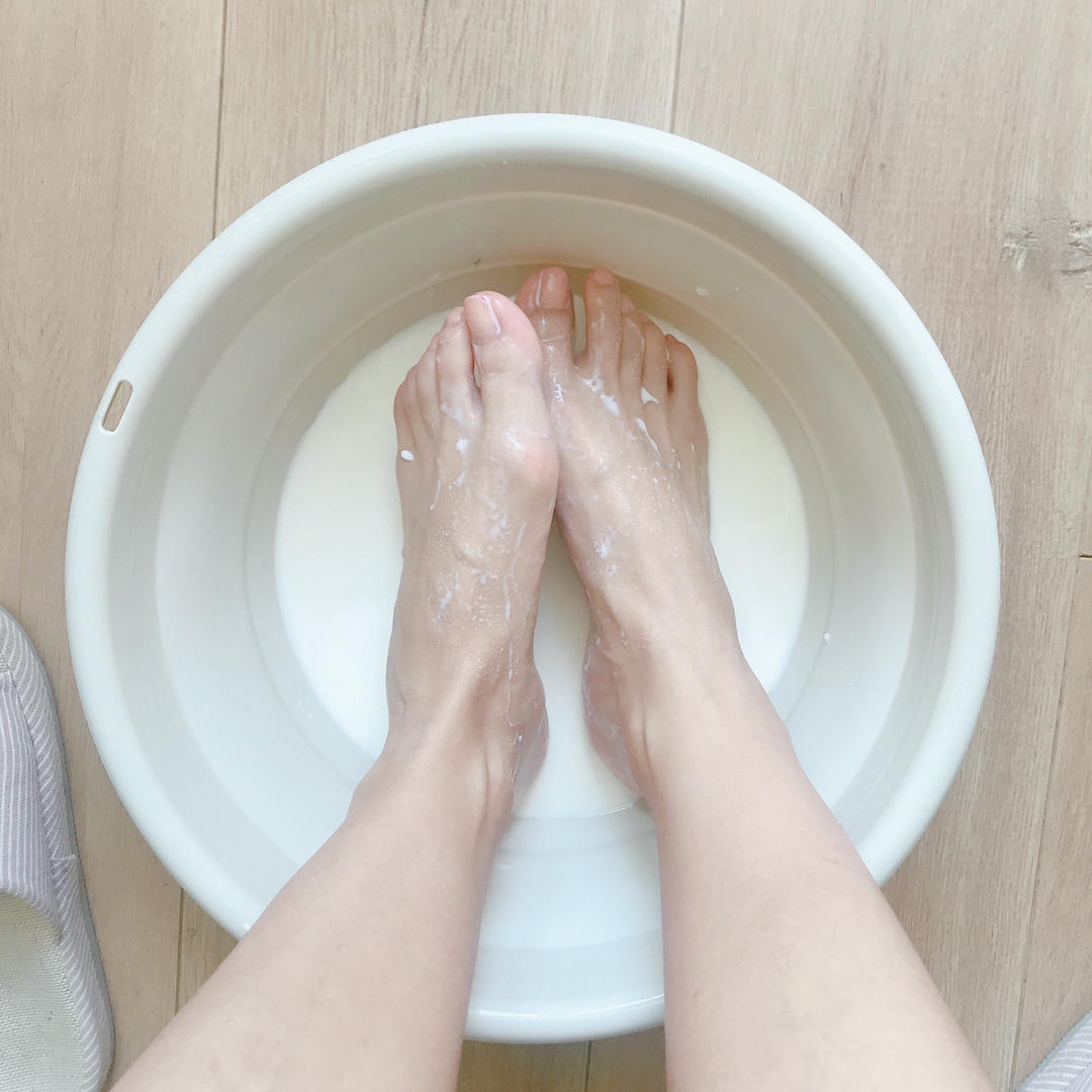 安乔乔 NO.001 牛奶洗脚 [102P+144M]_第4集