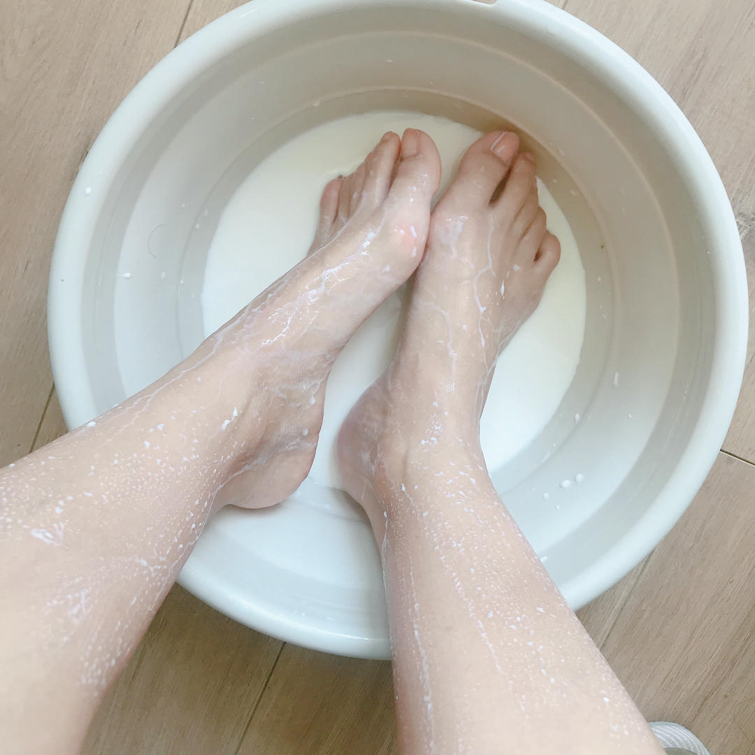 安乔乔 NO.001 牛奶洗脚 [102P+144M]_第4集