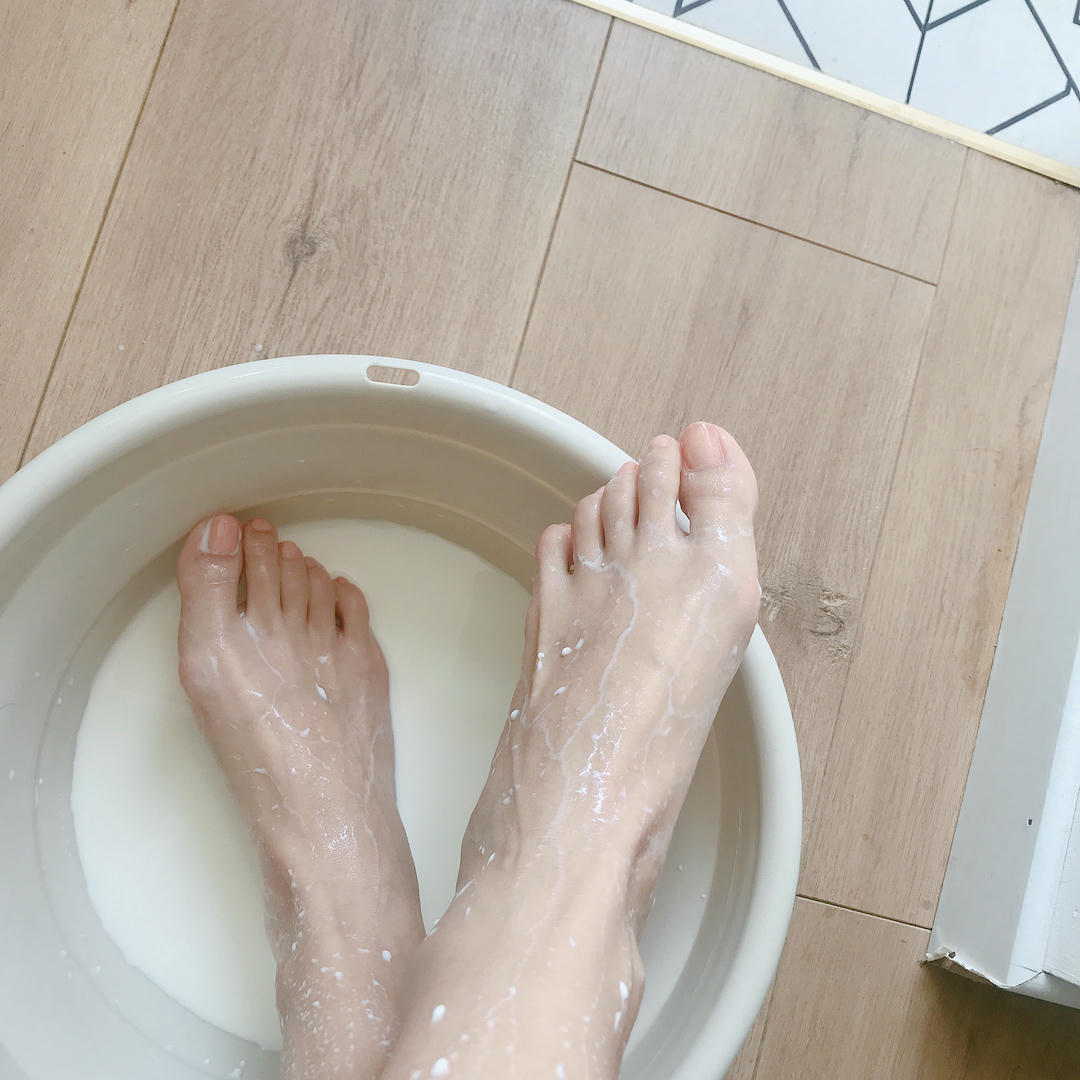 安乔乔 NO.001 牛奶洗脚 [102P+144M]_第4集