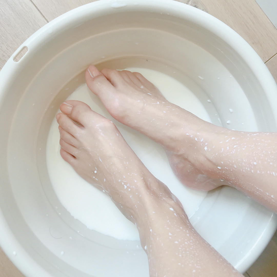 安乔乔 NO.001 牛奶洗脚 [102P+144M]_第4集