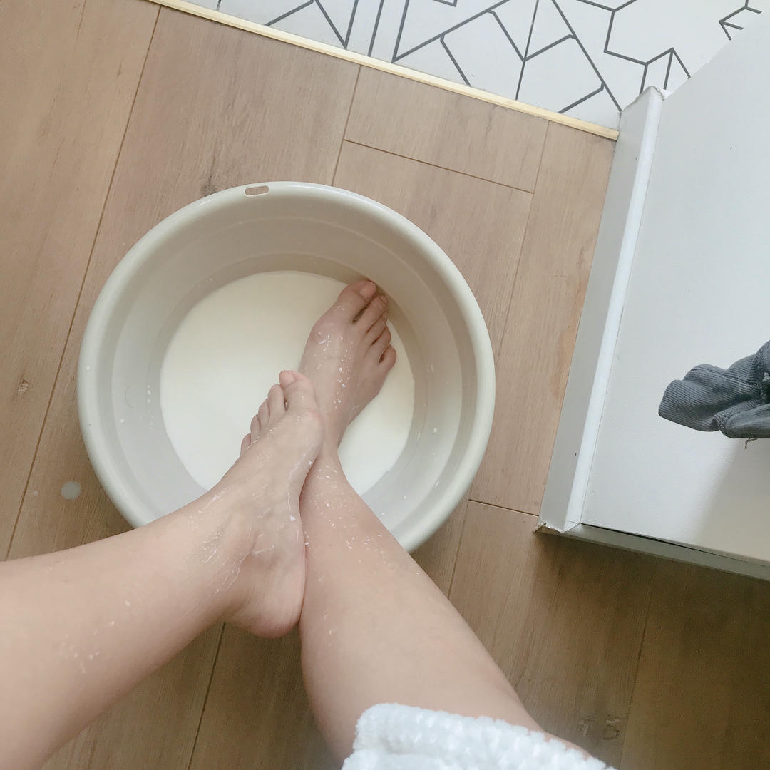 安乔乔 NO.001 牛奶洗脚 [102P+144M]_第5集