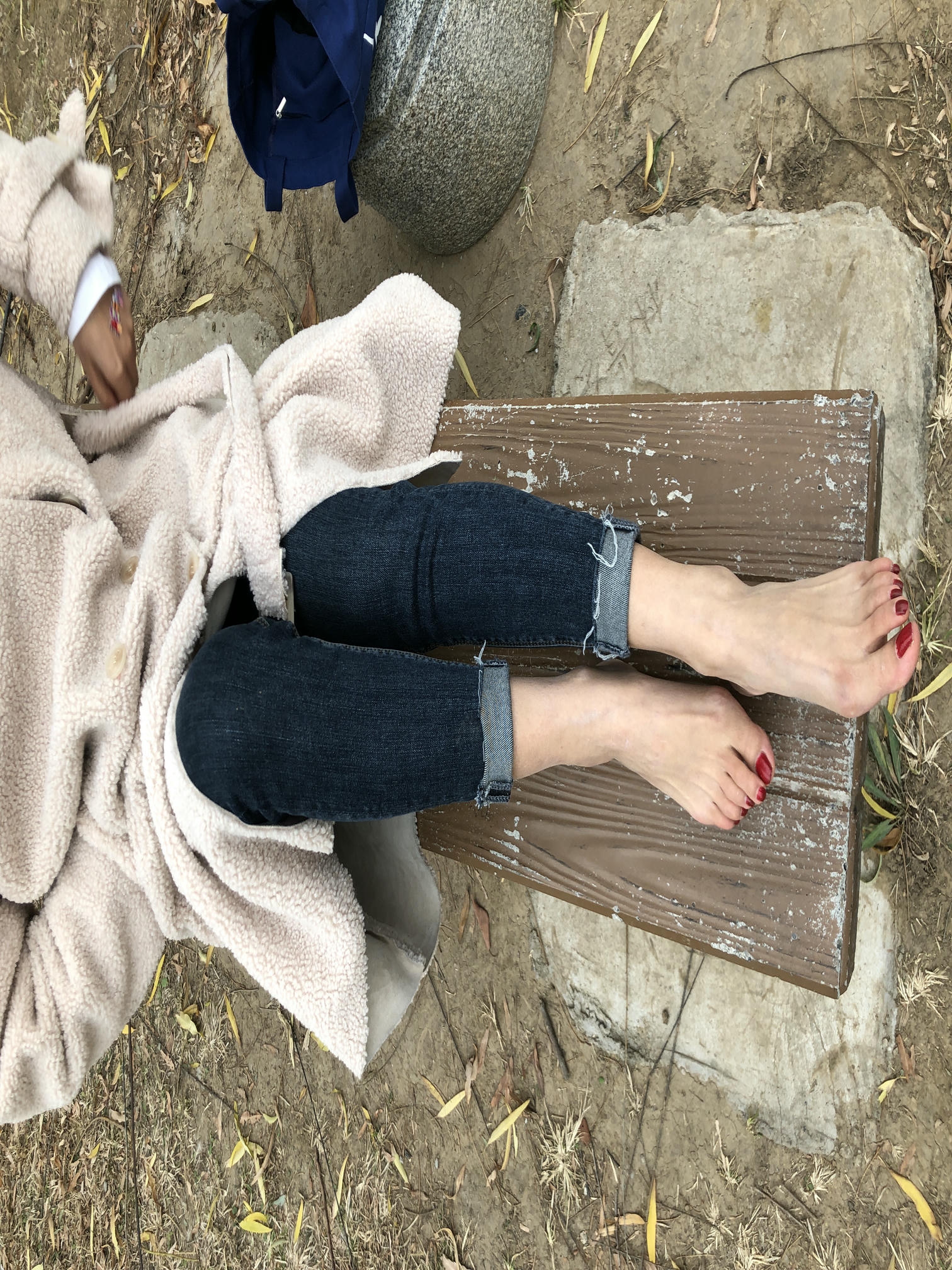 安乔乔 NO.010 户外足秀 [129P+760M]_第6集