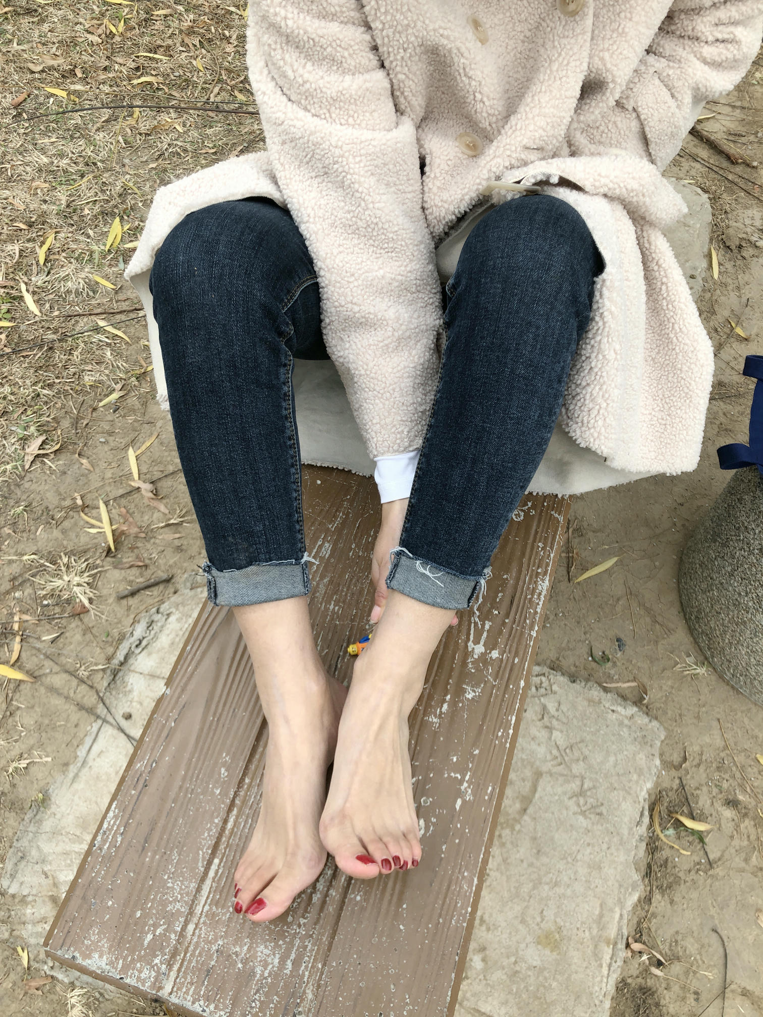 安乔乔 NO.010 户外足秀 [129P+760M]_第6集