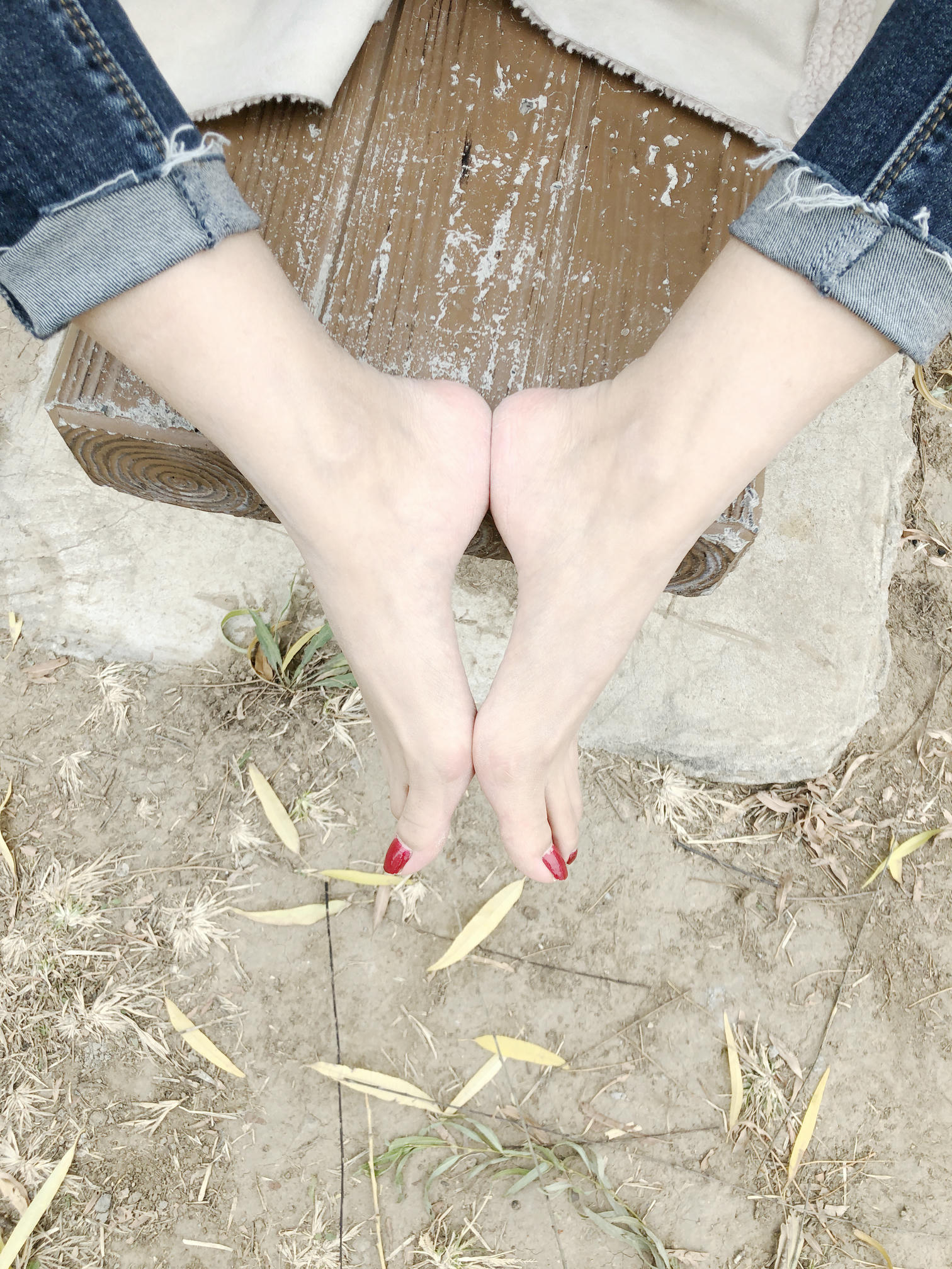 安乔乔 NO.010 户外足秀 [129P+760M]_第4集