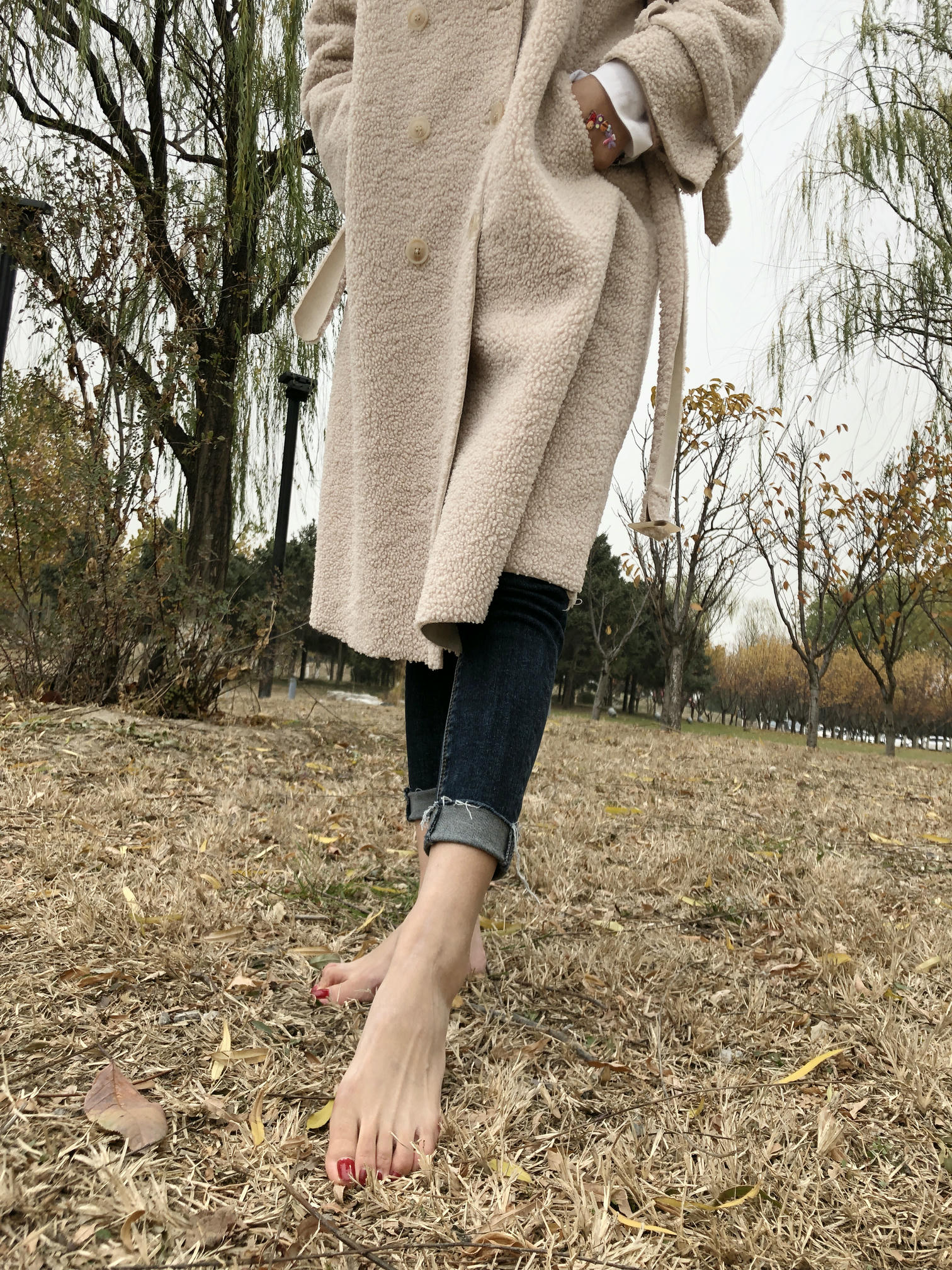 安乔乔 NO.010 户外足秀 [129P+760M]_第5集