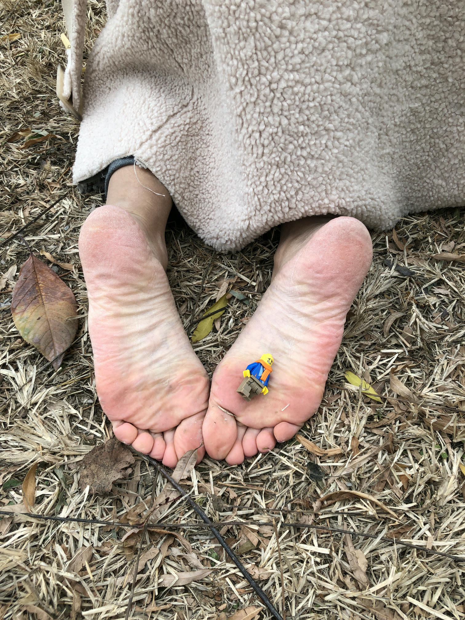 安乔乔 NO.010 户外足秀 [129P+760M]_第5集