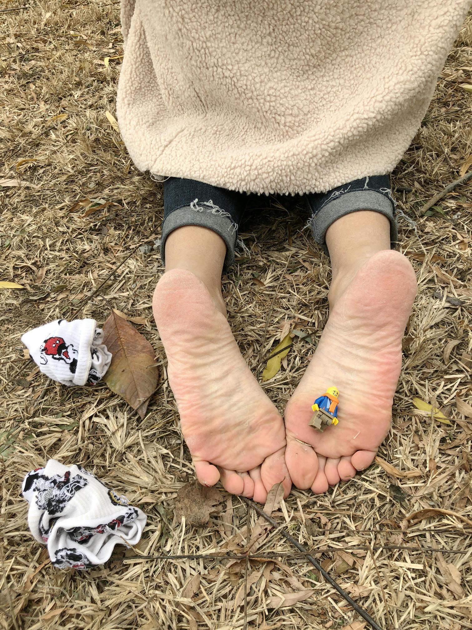 安乔乔 NO.010 户外足秀 [129P+760M]_第5集