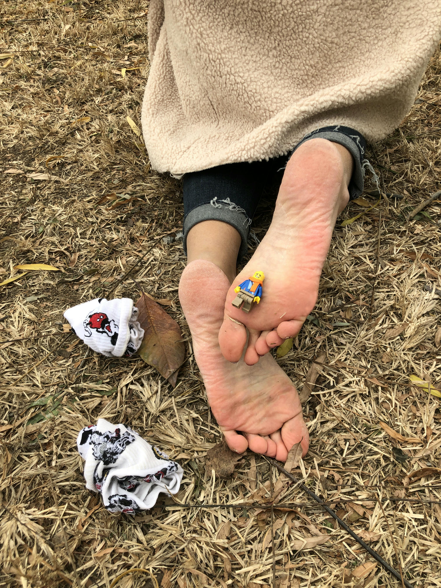 安乔乔 NO.010 户外足秀 [129P+760M]_第5集