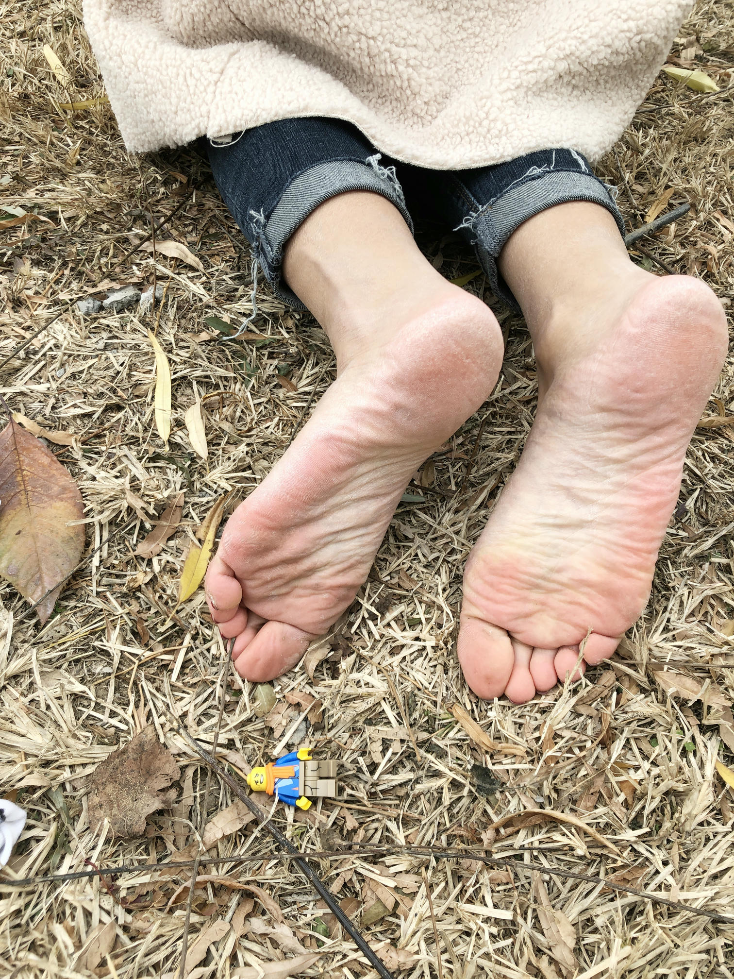 安乔乔 NO.010 户外足秀 [129P+760M]_第5集