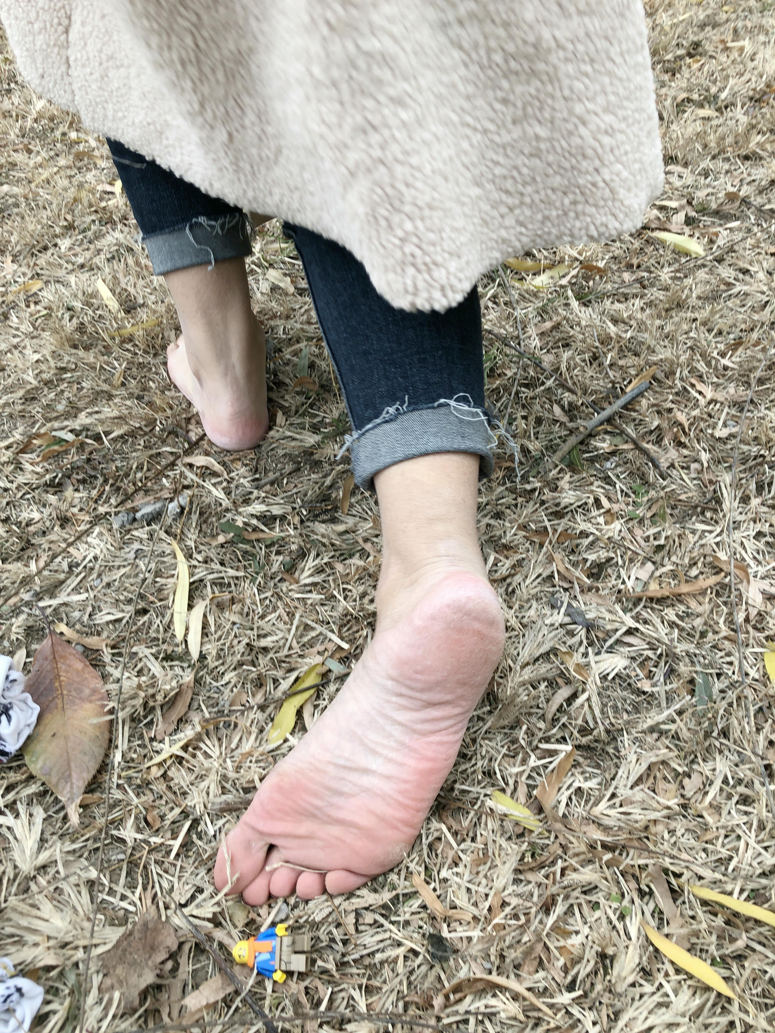 安乔乔 NO.010 户外足秀 [129P+760M]_第5集