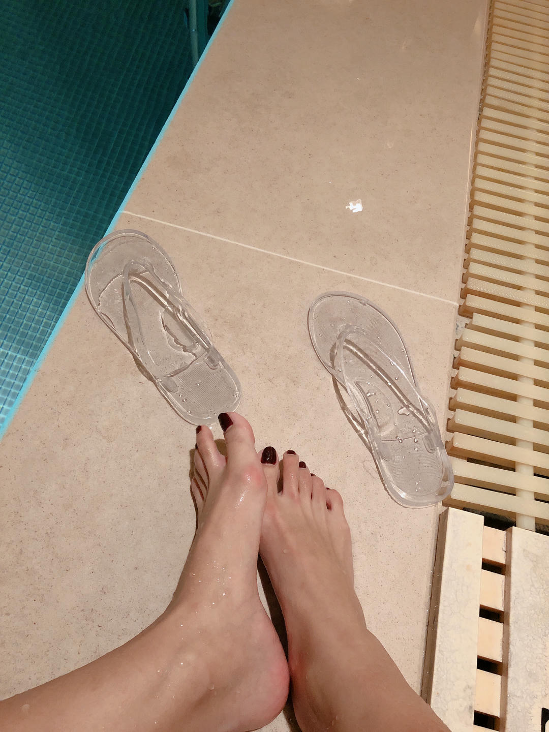 安乔乔 NO.012 泳池足秀 [140P+313M]_第3集