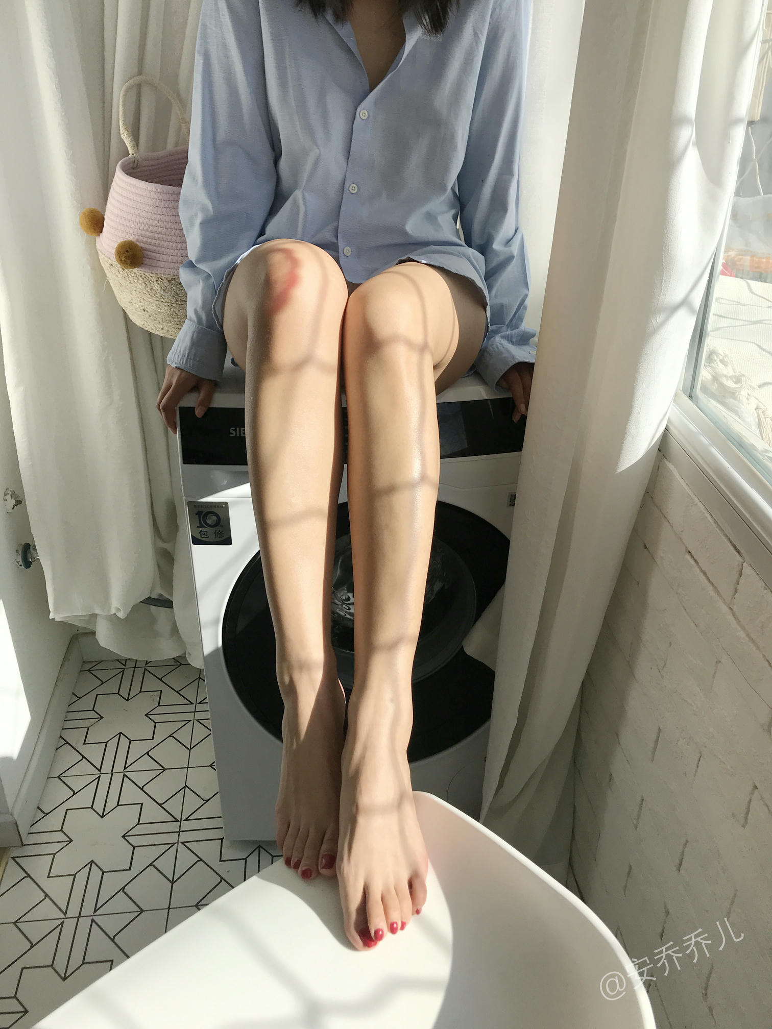 安乔乔 NO.016 阳台洗衣房 [104P+476M]_第1集