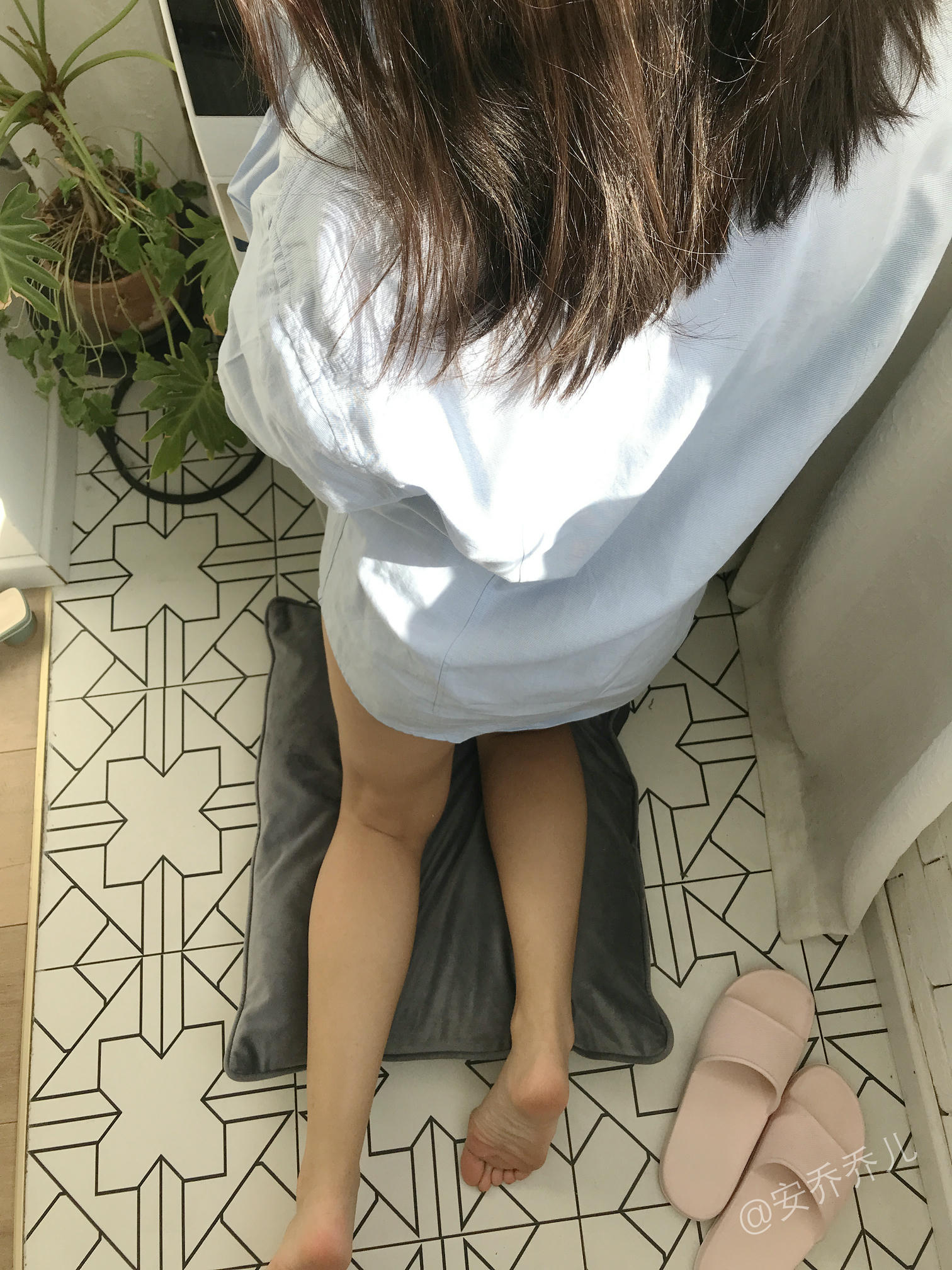 安乔乔 NO.016 阳台洗衣房 [104P+476M]_第3集