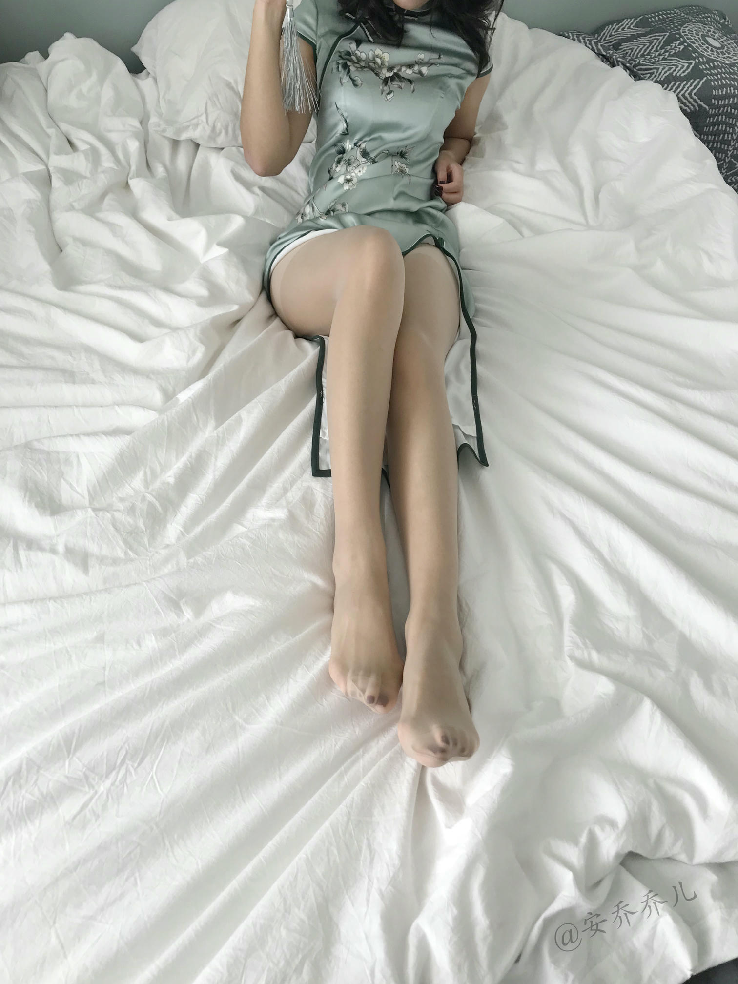 安乔乔 NO.017 旗袍肉丝 [110P+407M]_第2集