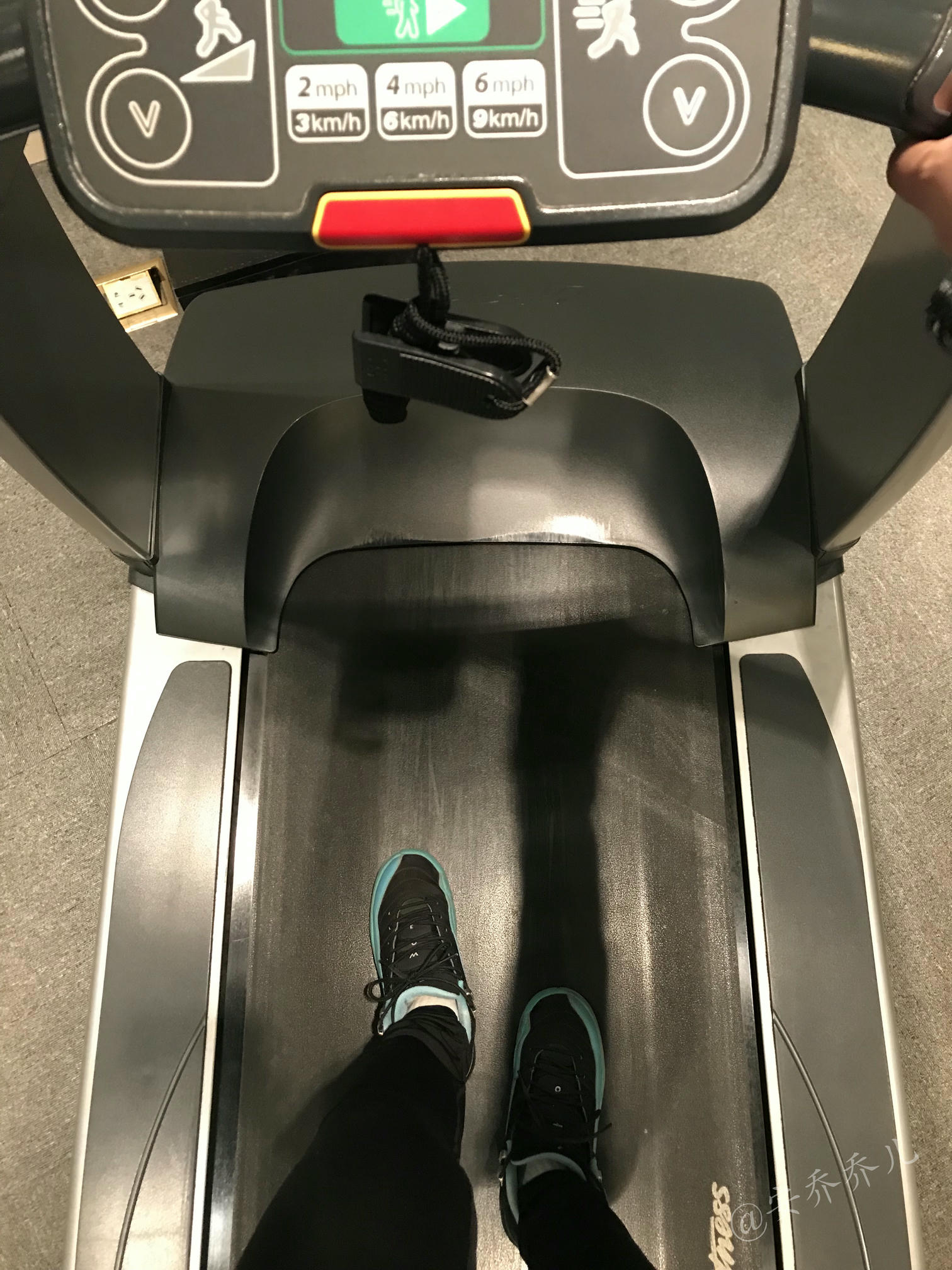 安乔乔 NO.019 健身房白袜 [135P+468M]_第6集