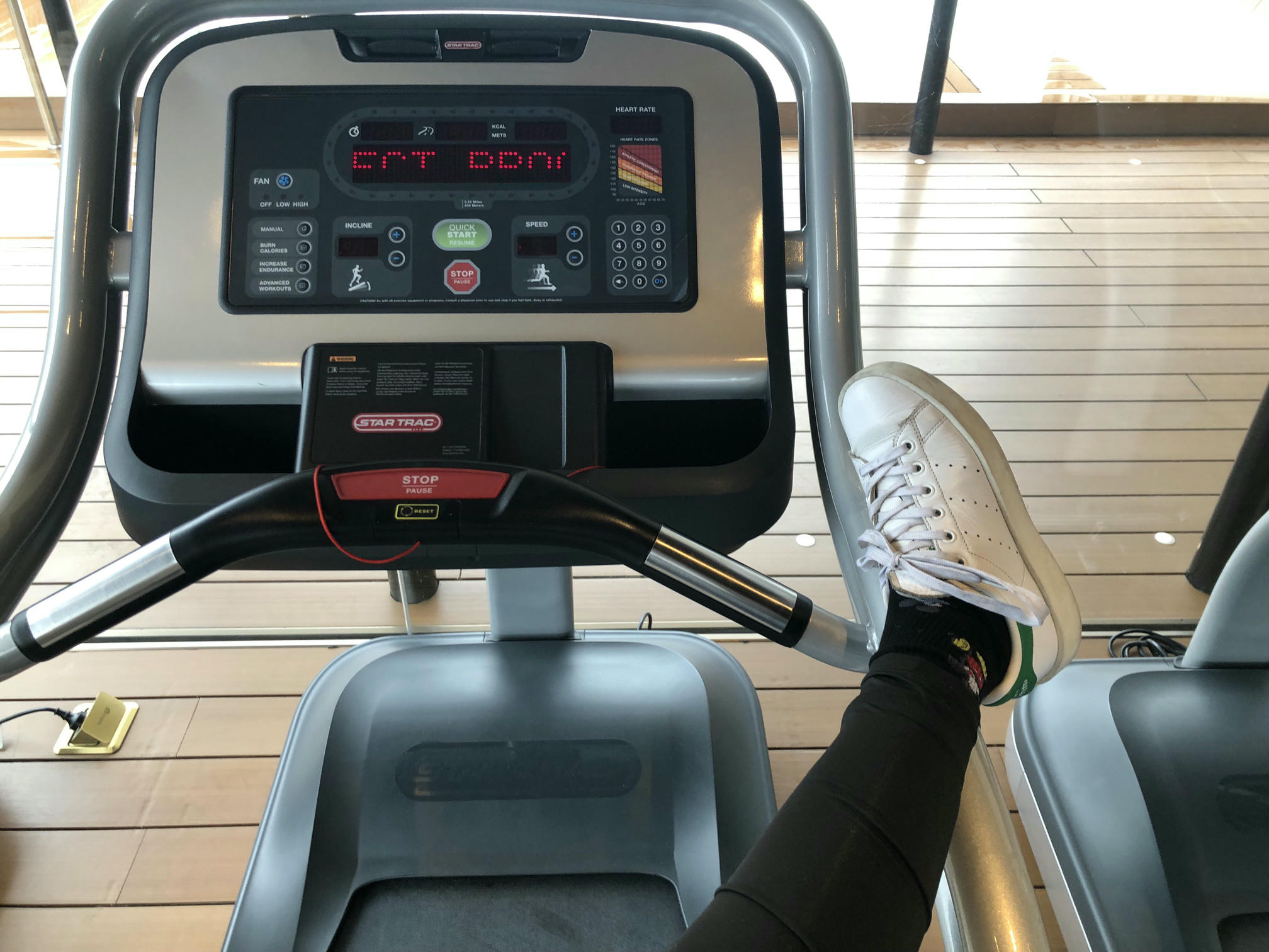 安乔乔 NO.019 健身房白袜 [135P+468M]_第6集