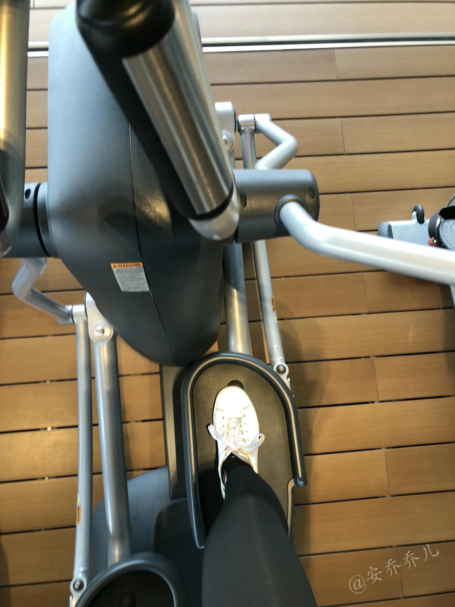 安乔乔 NO.019 健身房白袜 [135P+468M]_第7集