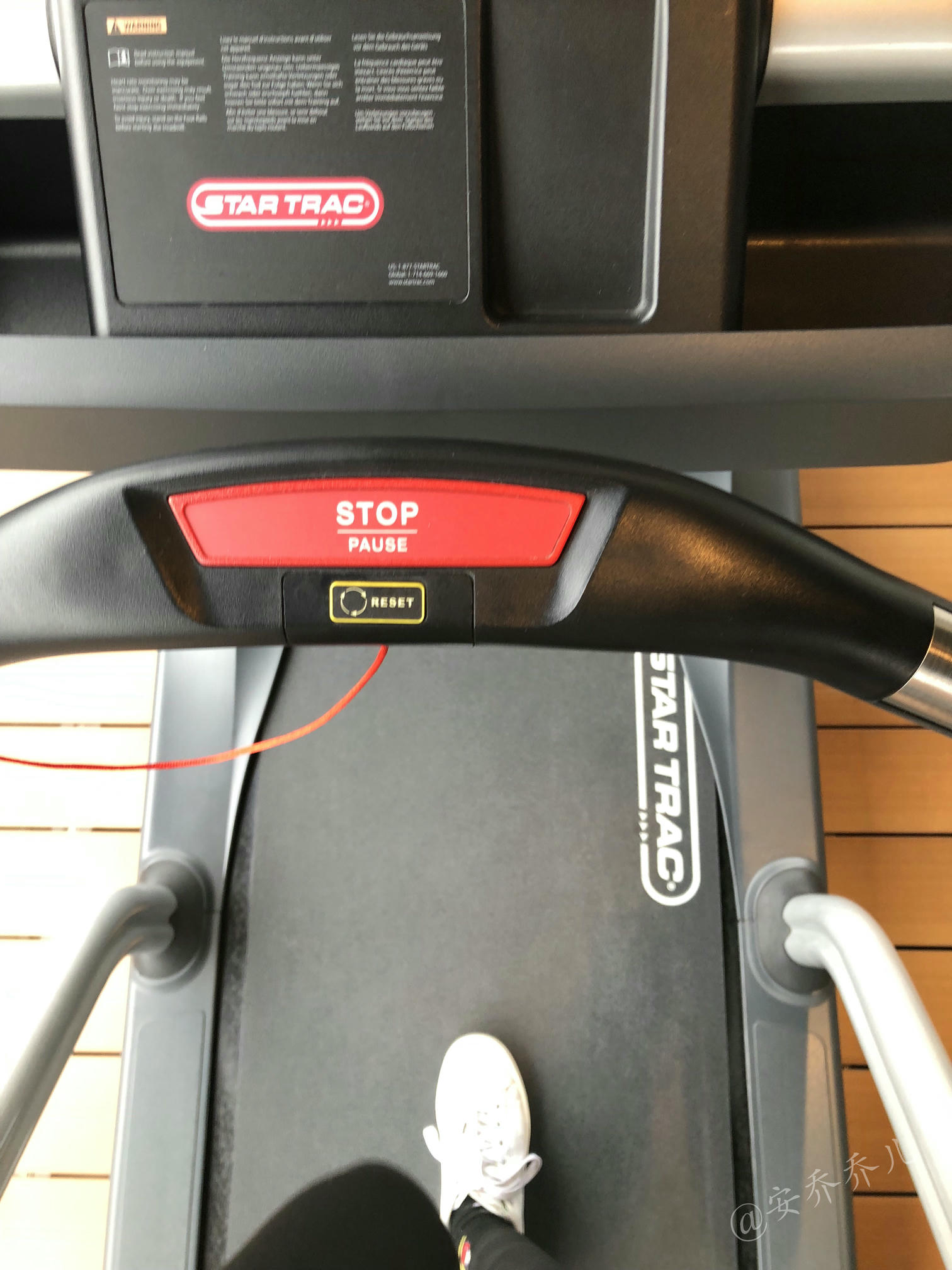 安乔乔 NO.019 健身房白袜 [135P+468M]_第7集