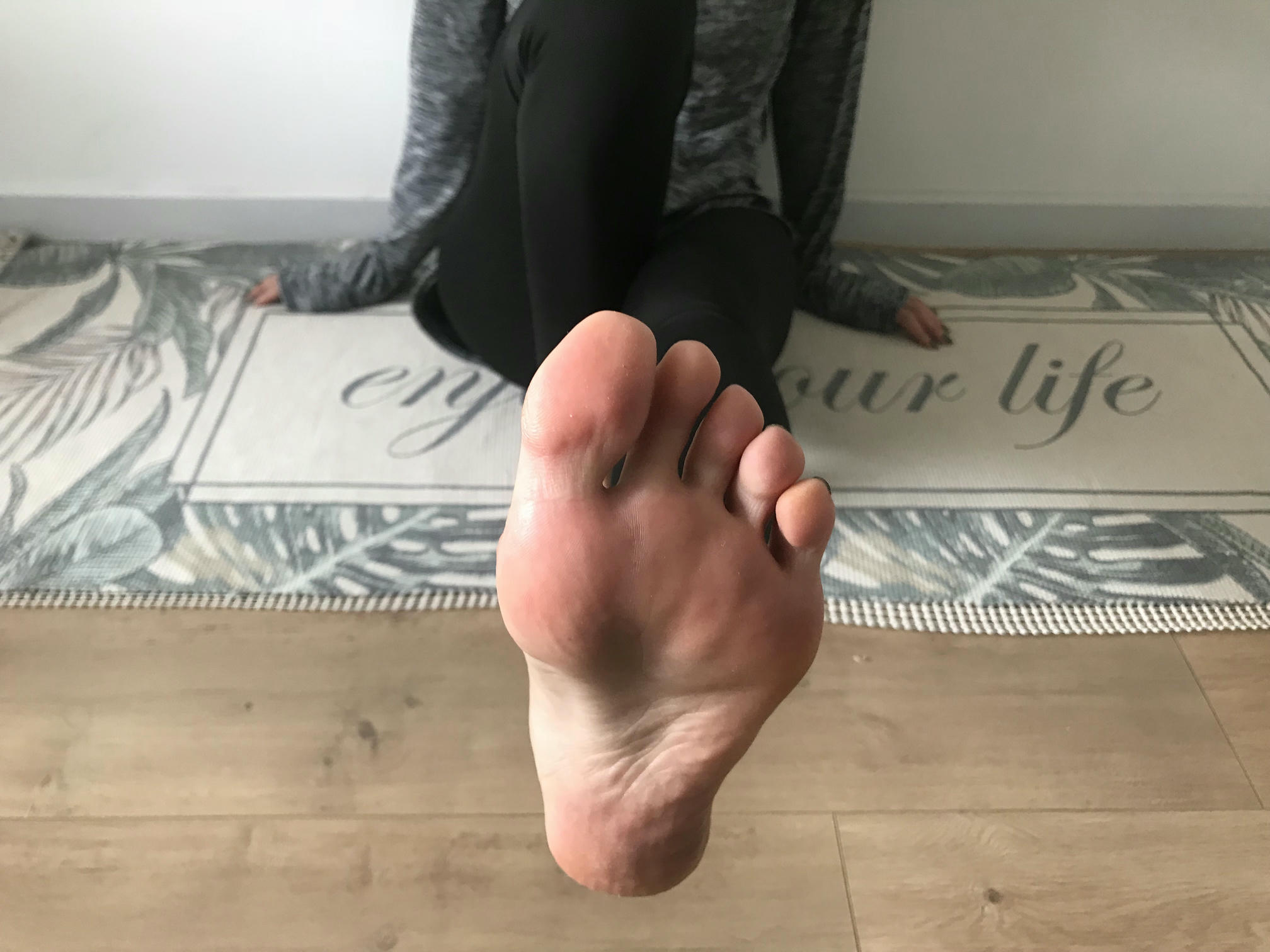 安乔乔 NO.019 健身房白袜 [135P+468M]_第1集