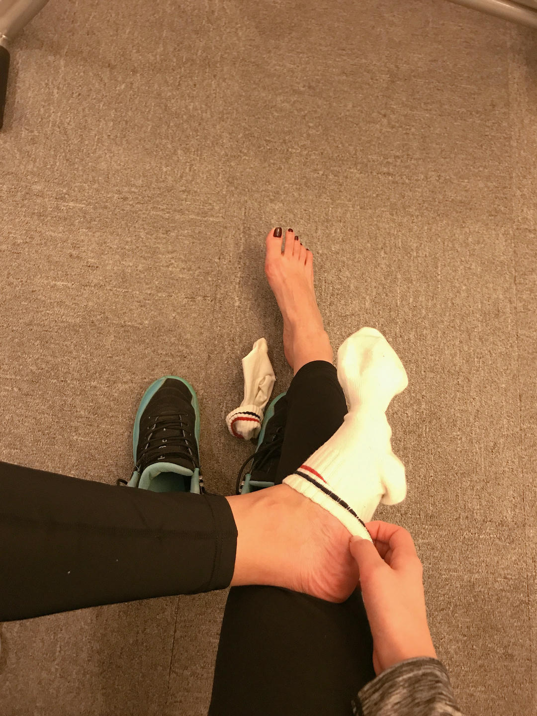 安乔乔 NO.019 健身房白袜 [135P+468M]_第5集