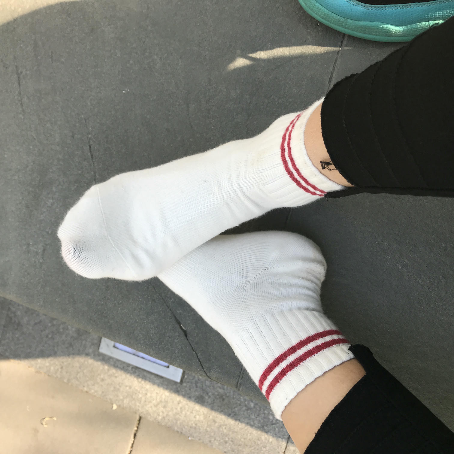 安乔乔 NO.002 户外露脚脚 [104P+304M]_第1集