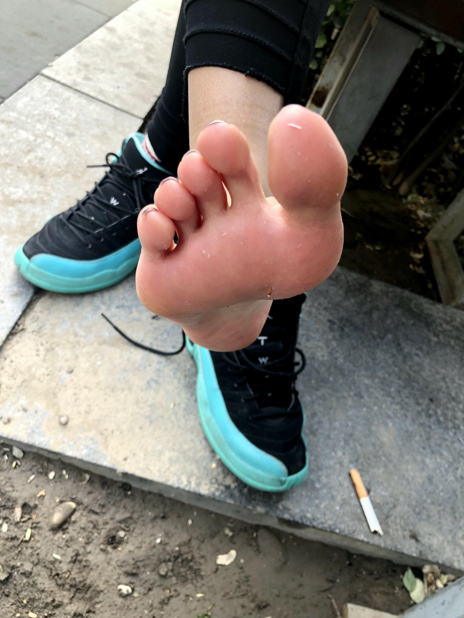 安乔乔 NO.002 户外露脚脚 [104P+304M]_第2集