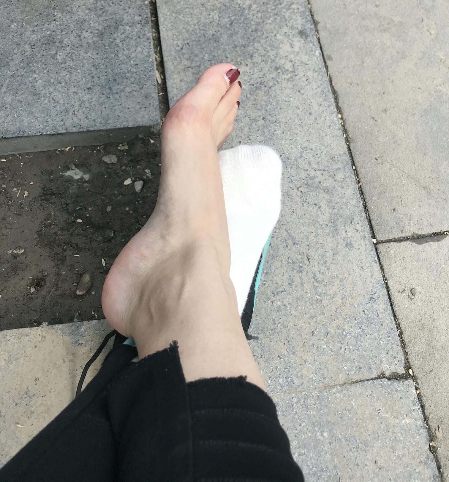 安乔乔 NO.002 户外露脚脚 [104P+304M]_第3集