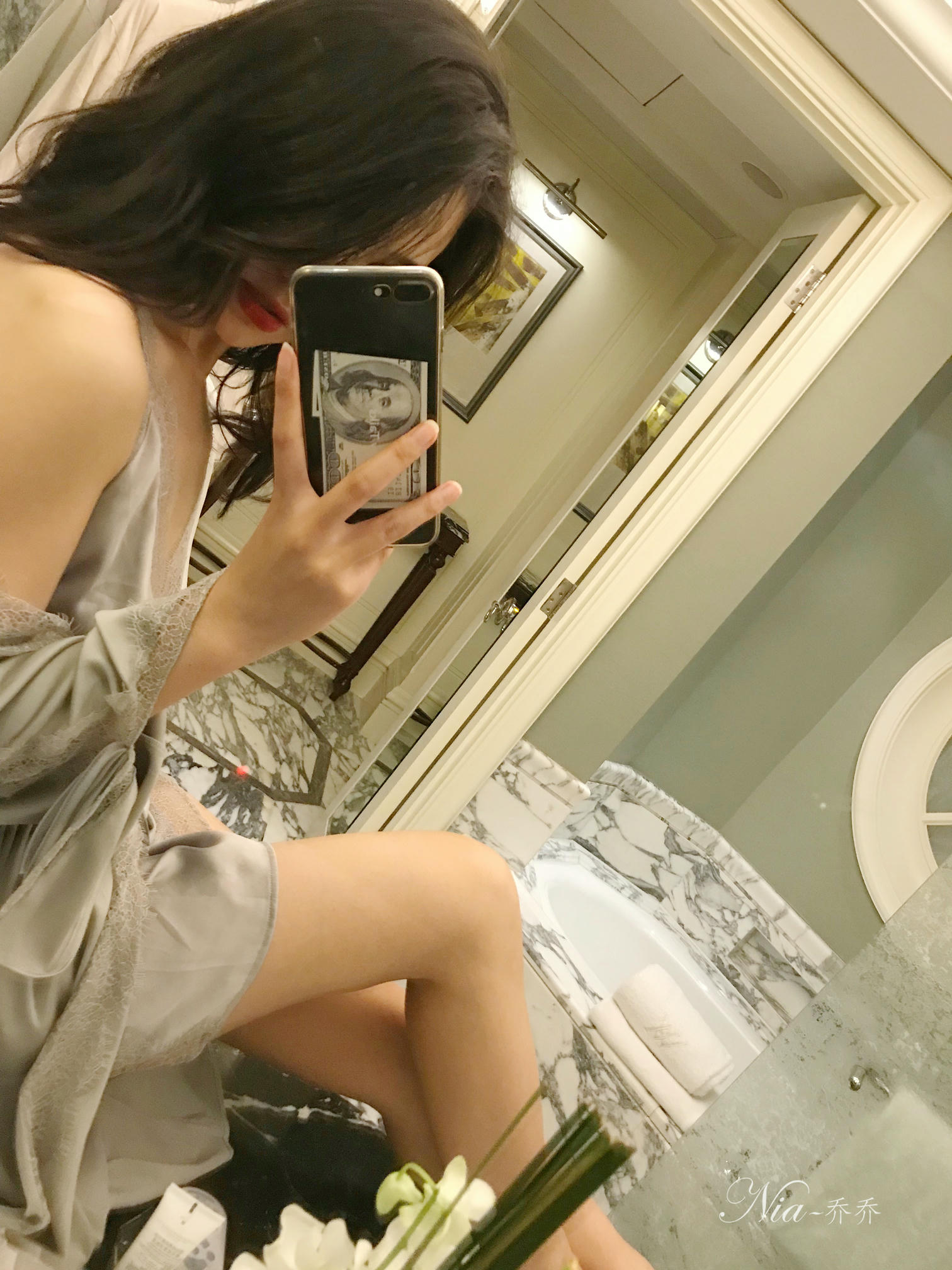 安乔乔 NO.022 酒店连衣裙 [113P+320M]_第1集