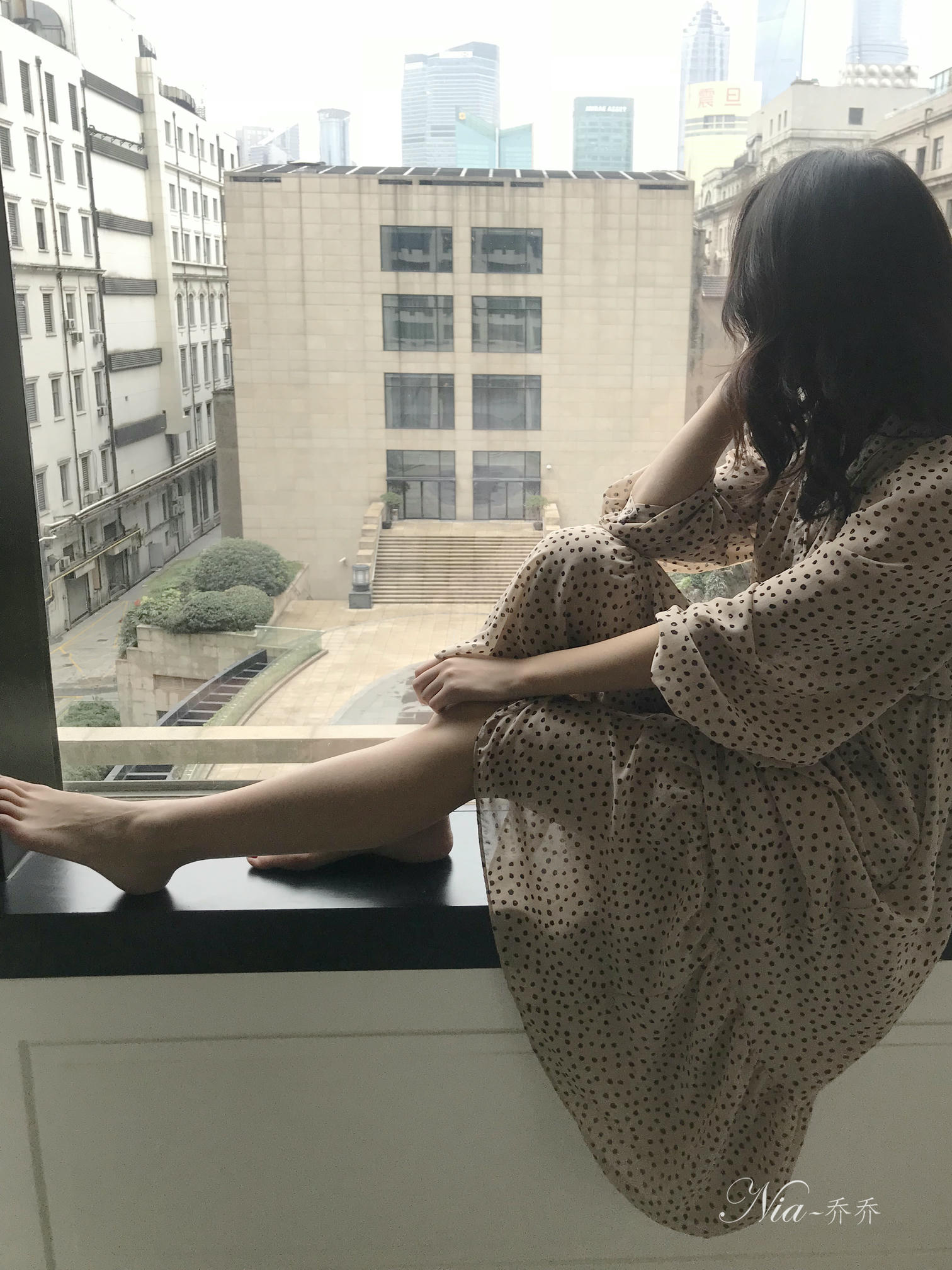 安乔乔 NO.022 酒店连衣裙 [113P+320M]_第1集