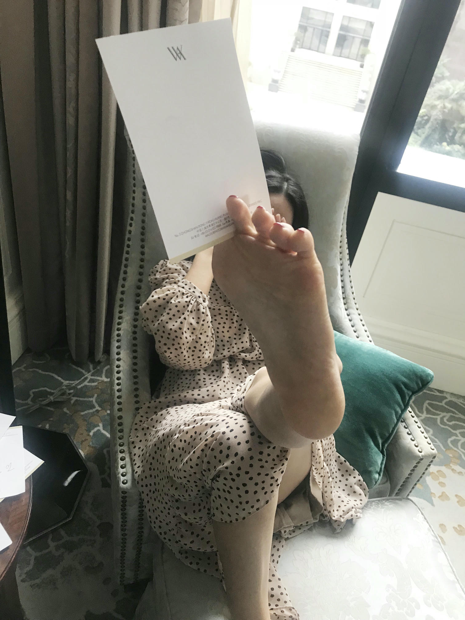 安乔乔 NO.022 酒店连衣裙 [113P+320M]_第2集