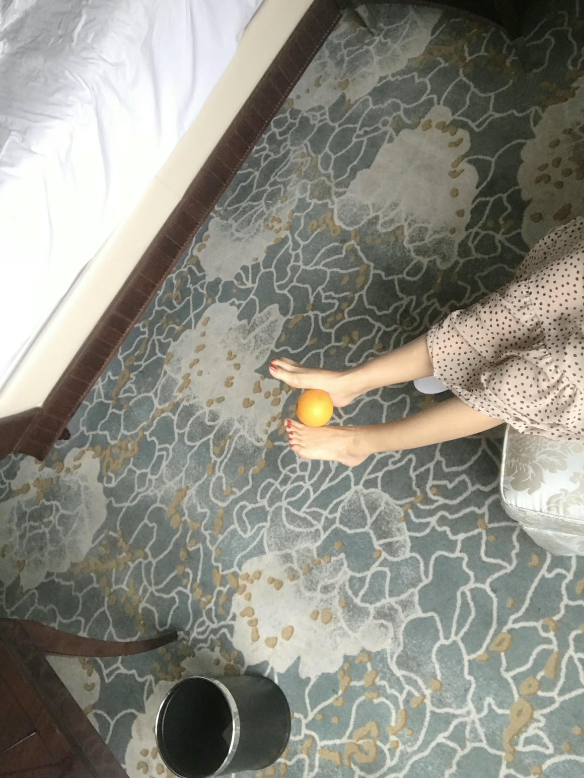 安乔乔 NO.022 酒店连衣裙 [113P+320M]_第2集